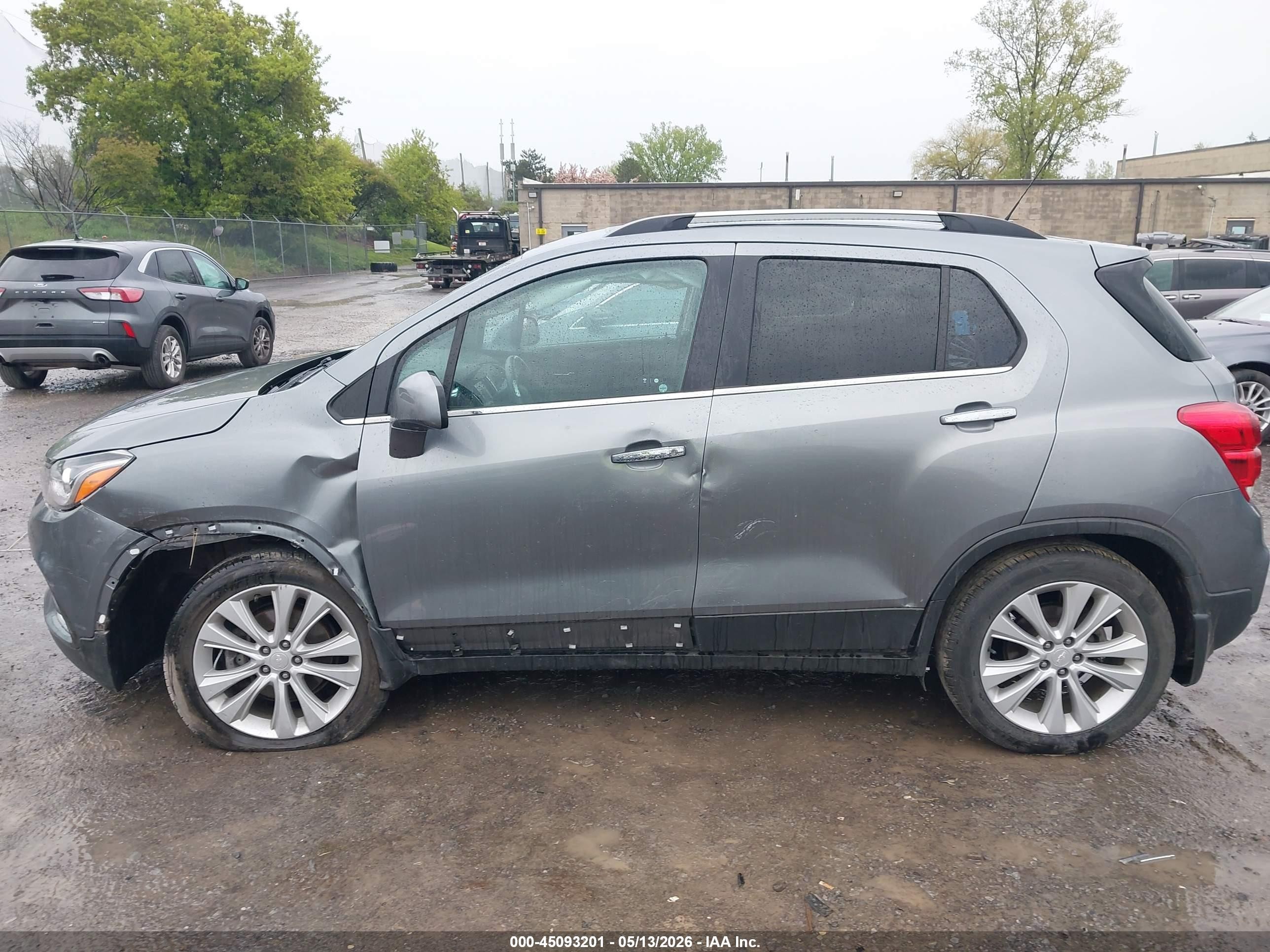 2020 Chevrolet Trax Awd Premier Gray vin: 3GNCJRSB0LL207628
