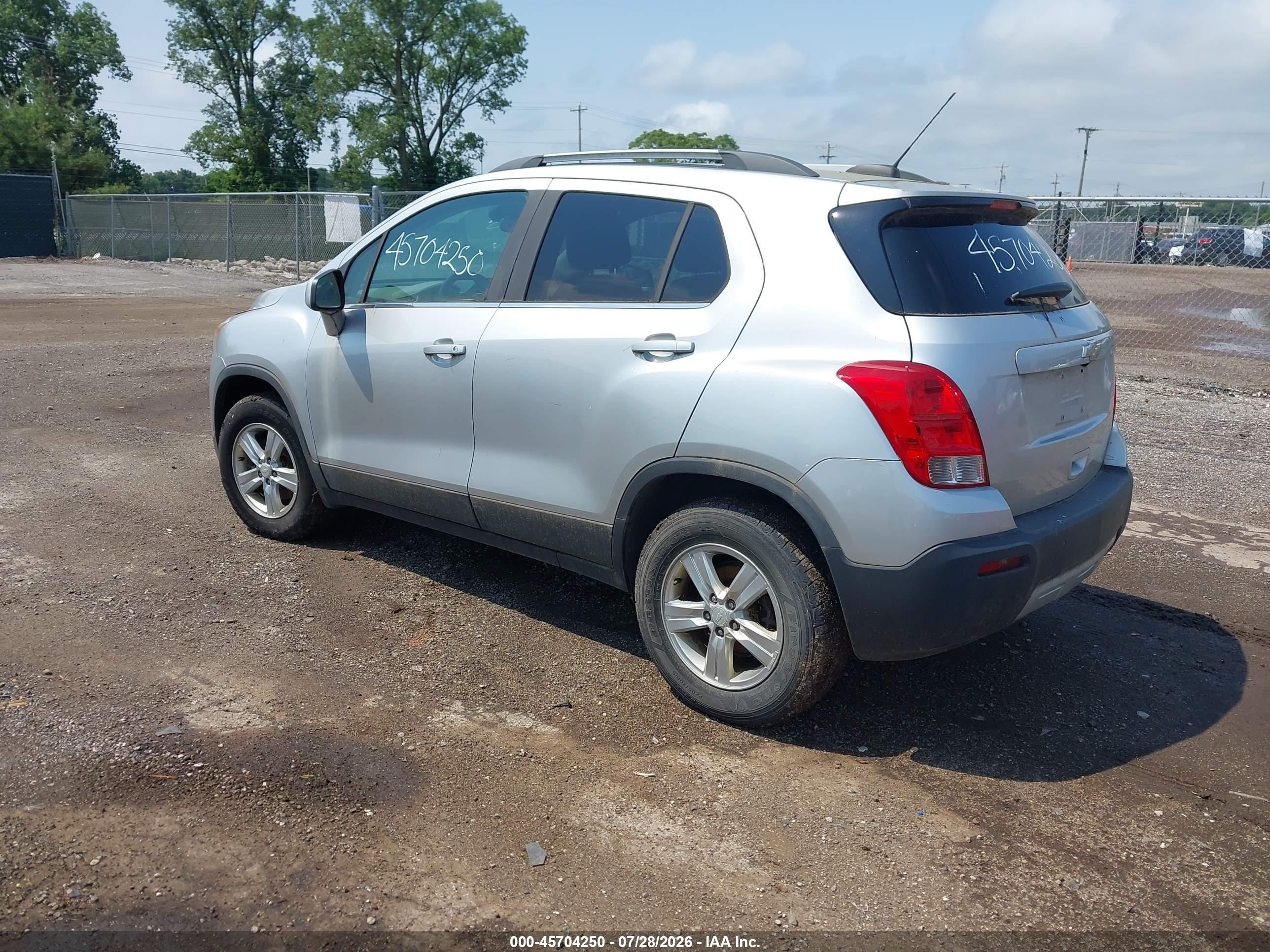 2015 Chevrolet Trax Lt Серебряный vin: 3GNCJRSB4FL189509