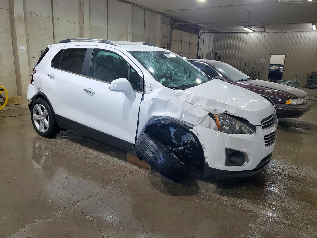 2016 Chevrolet Trax Ltz White vin: 3GNCJRSB4GL237771
