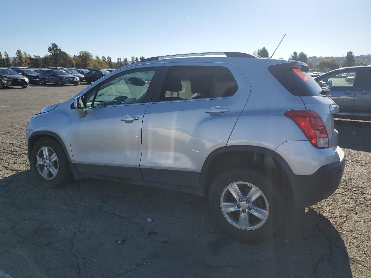 2015 Chevrolet Trax 1lt Silver vin: 3GNCJRSB6FL232182