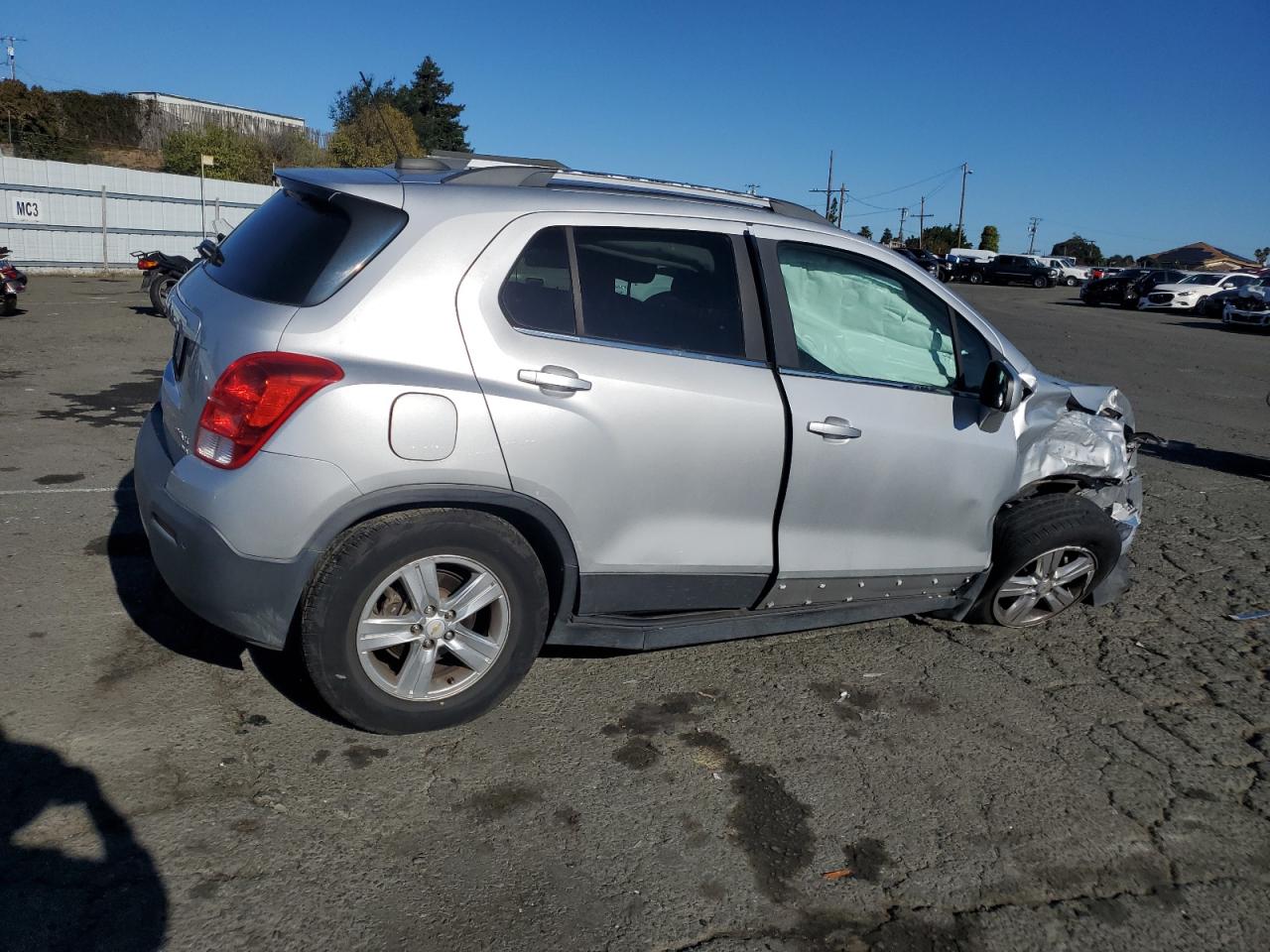 2015 Chevrolet Trax 1lt Silver vin: 3GNCJRSB6FL232182