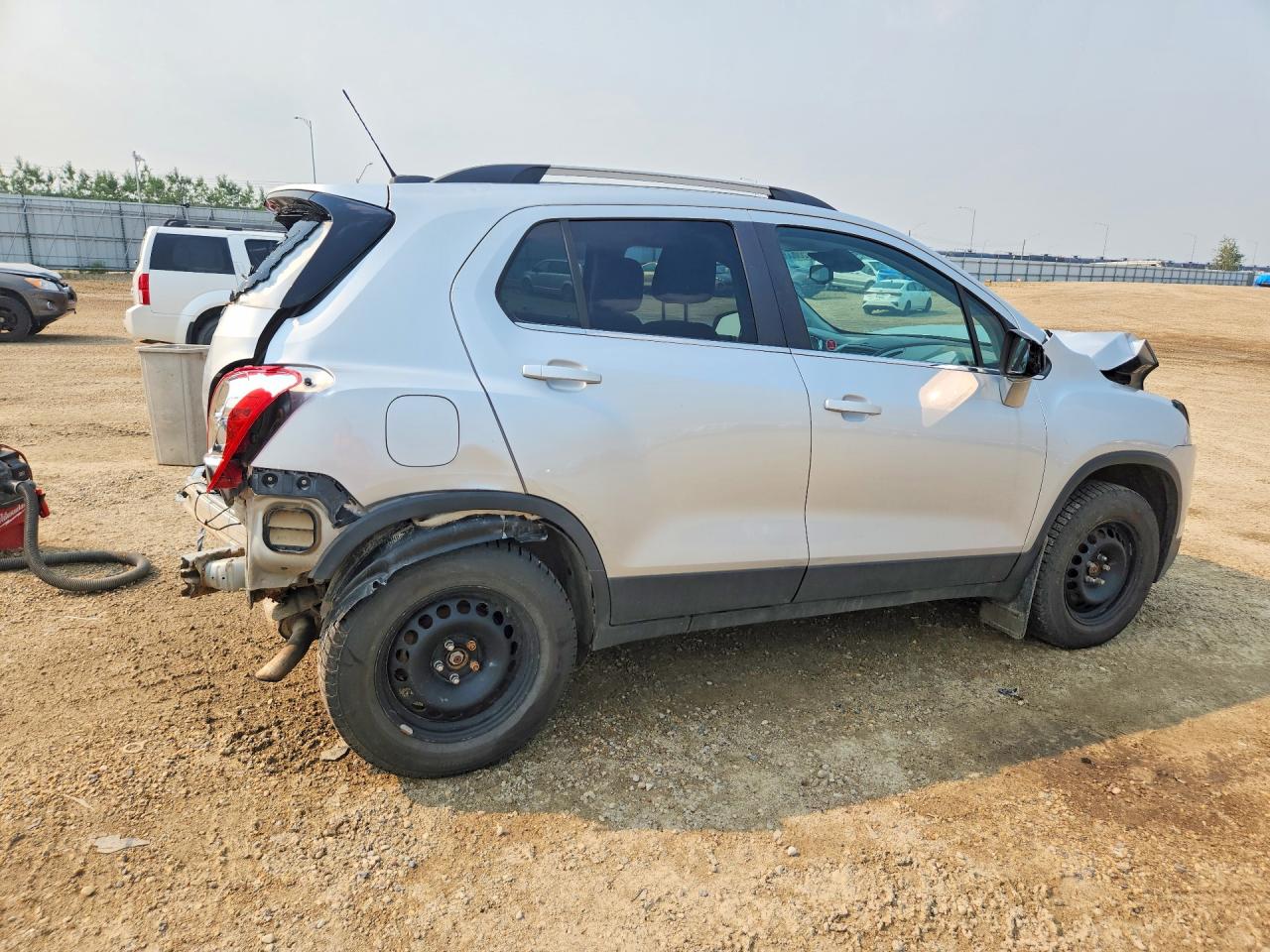 2015 Chevrolet Trax 1lt Silver vin: 3GNCJRSB8FL179484