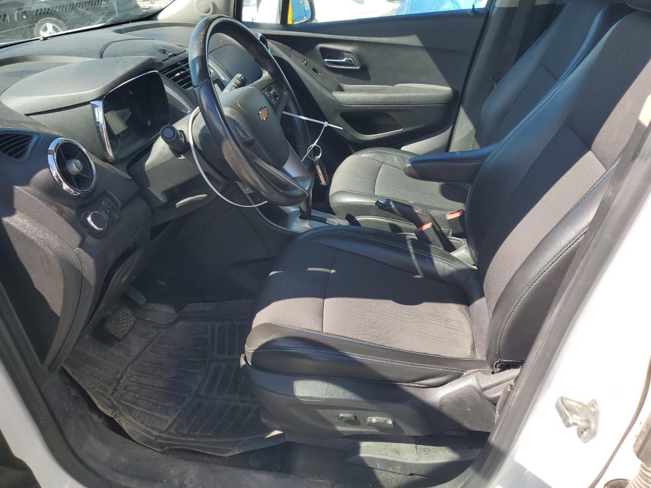 2013 Chevrolet Trax 2lt Белый vin: 3GNCJRSBXDL211512