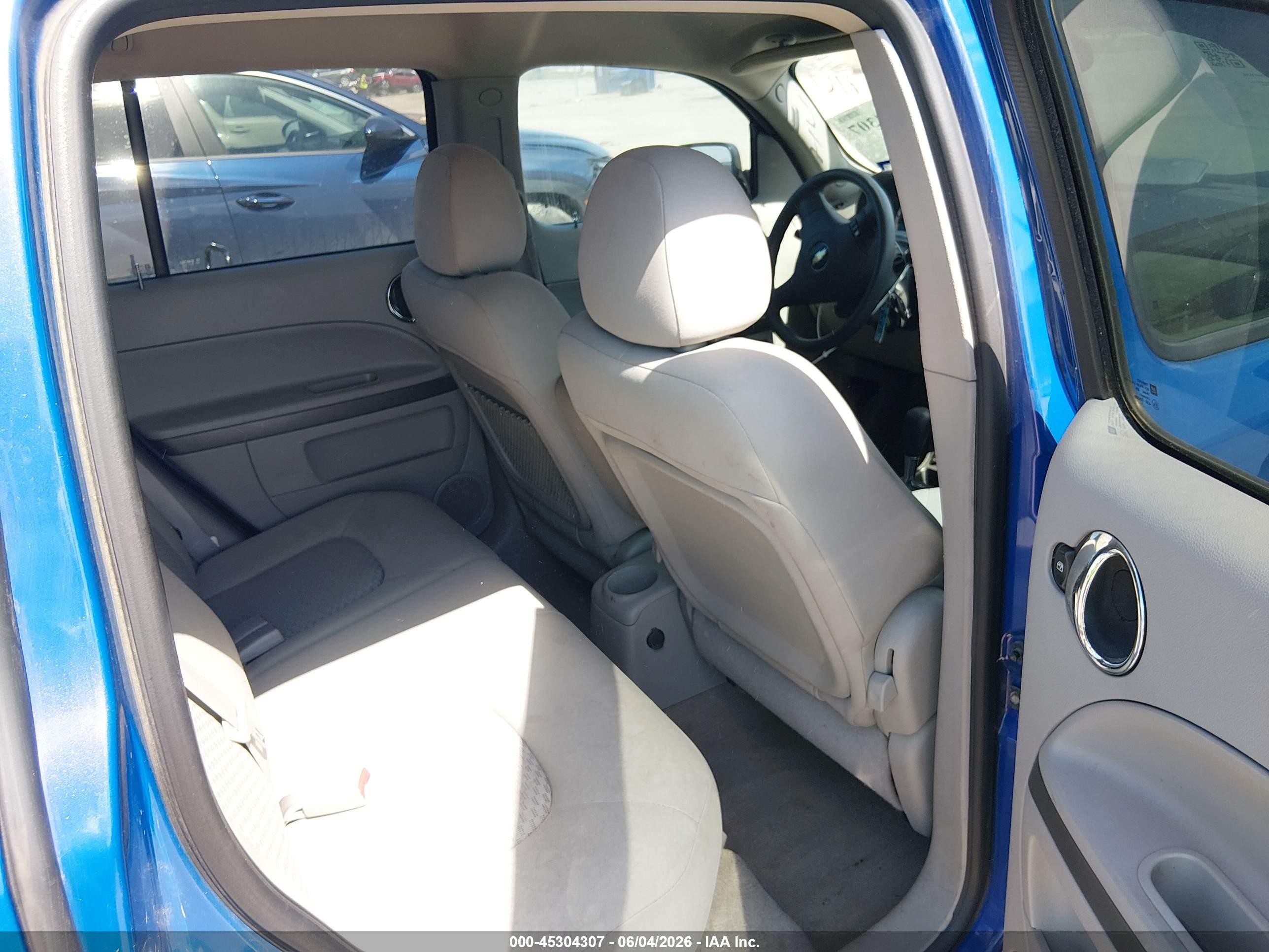 2008 Chevrolet Hhr Ls Blue vin: 3GNDA13D28S630942