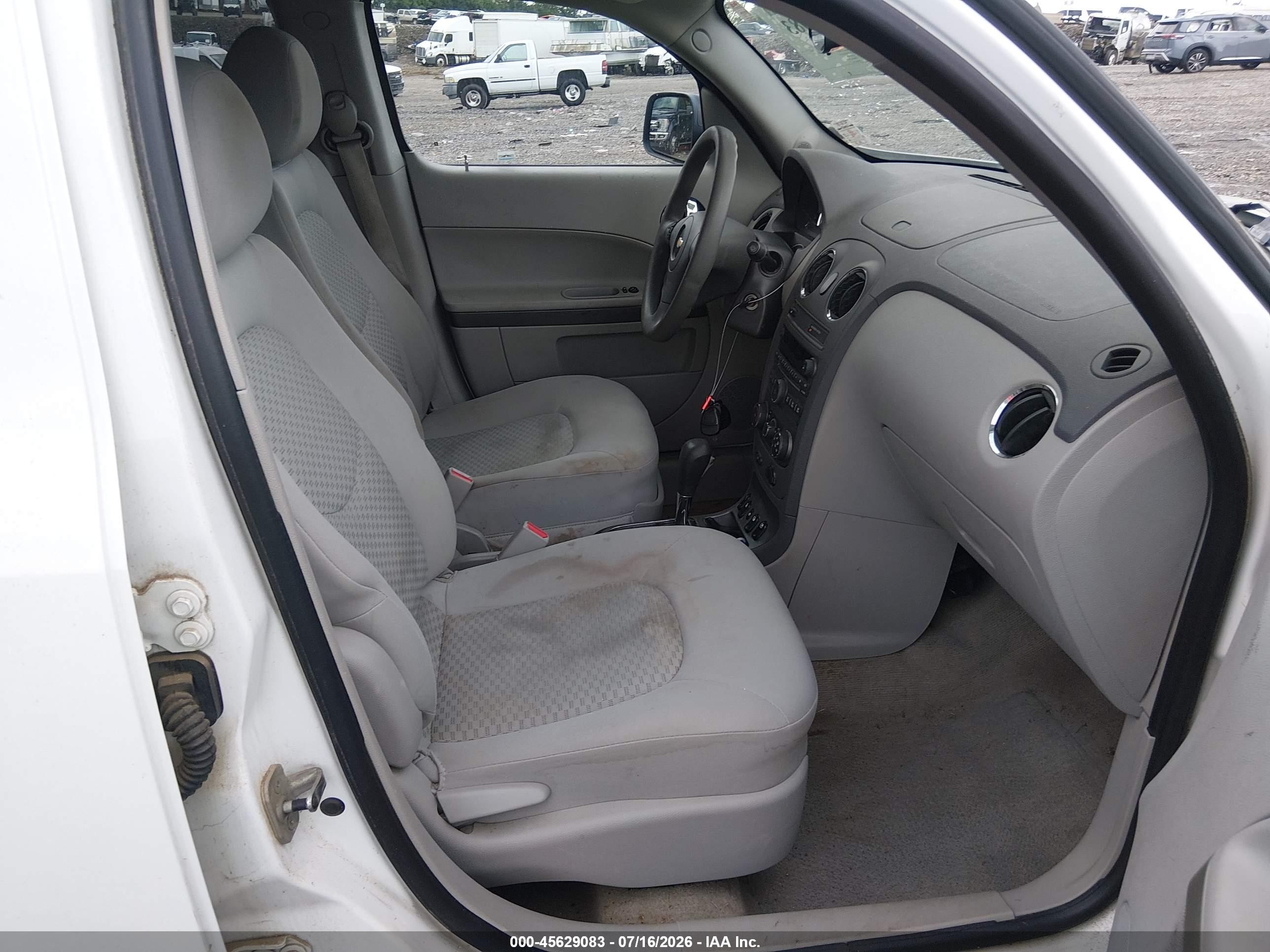 2008 Chevrolet Hhr Ls White vin: 3GNDA13D28S637678