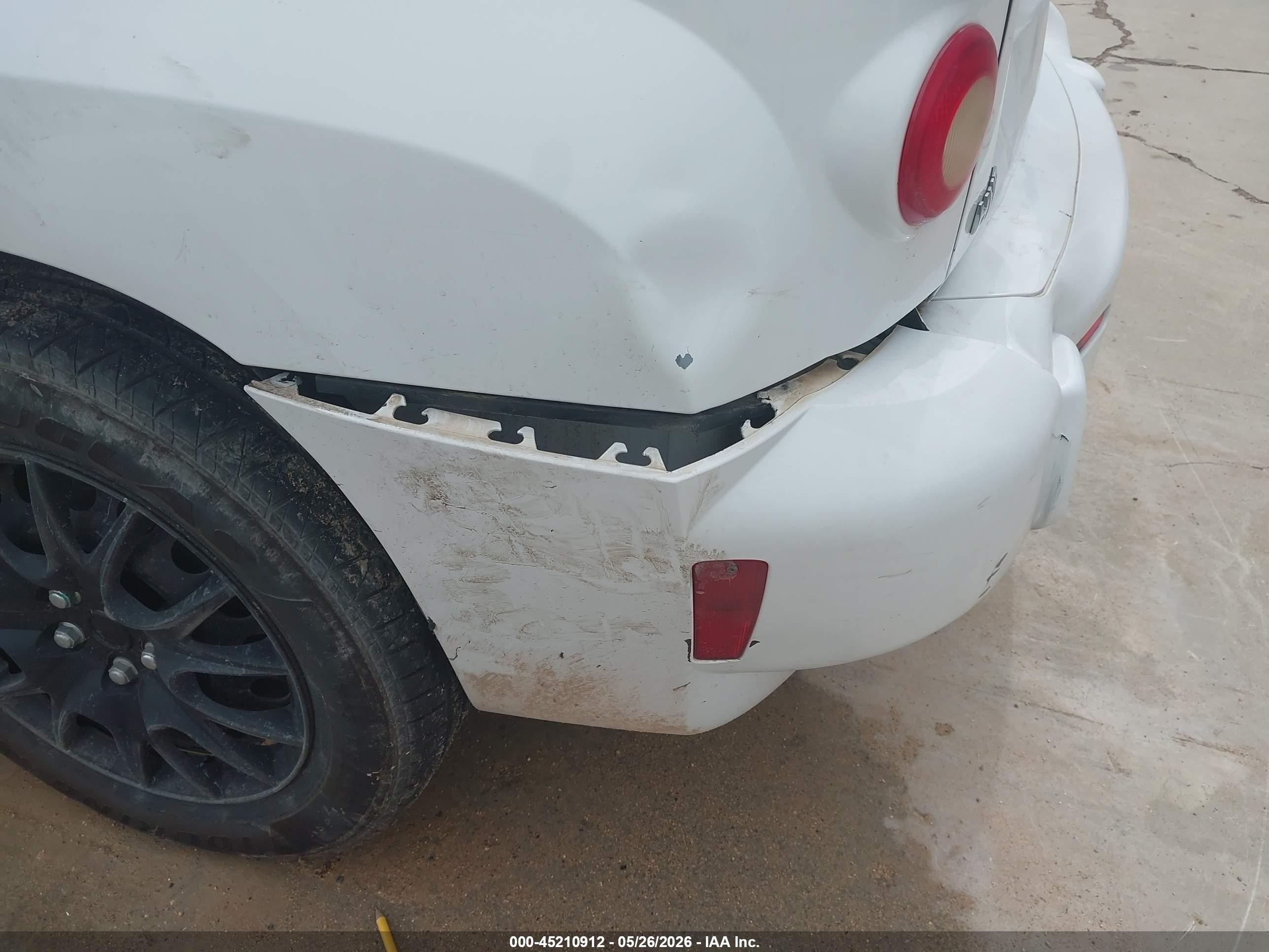 2008 Chevrolet Hhr Ls White vin: 3GNDA13D68S542167