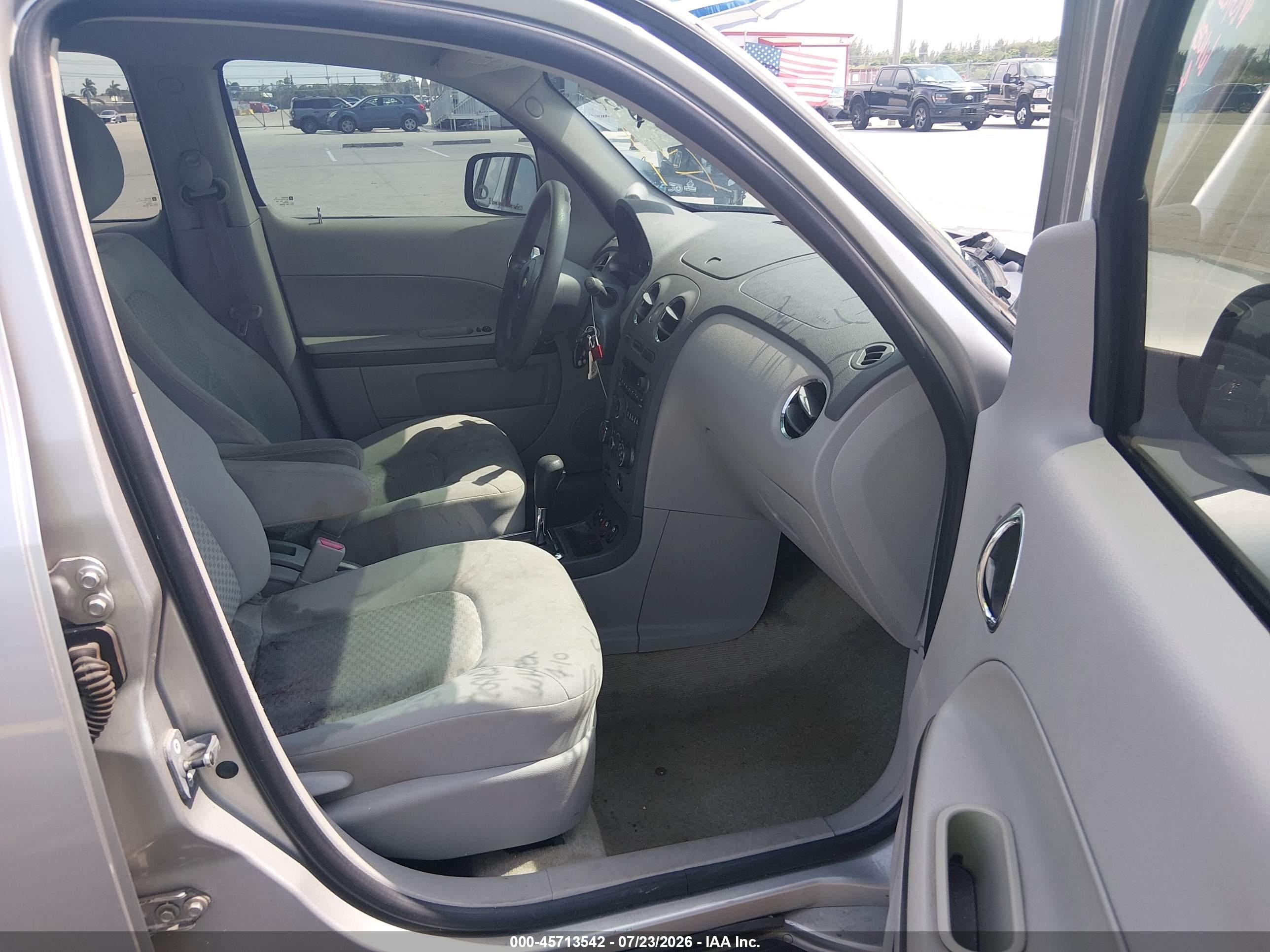 2006 Chevrolet Hhr Ls Silver vin: 3GNDA13D76S539226