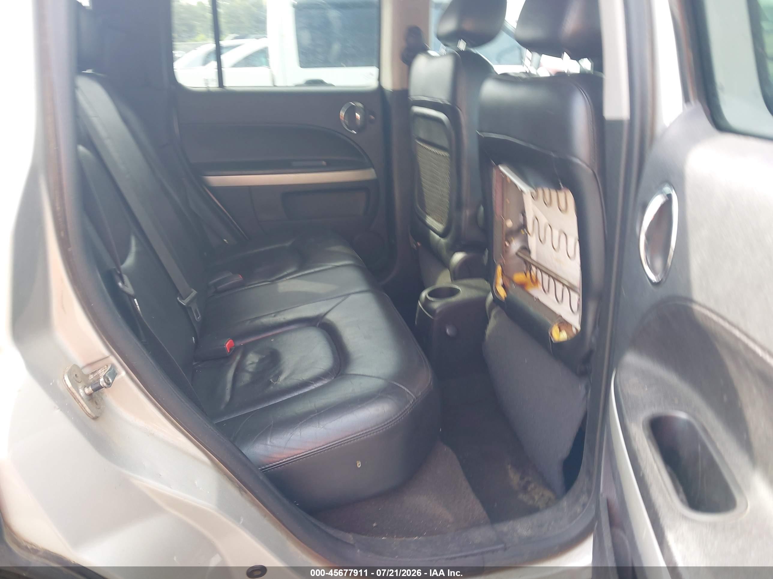 2007 Chevrolet Hhr Lt Silver vin: 3GNDA23D27S634882