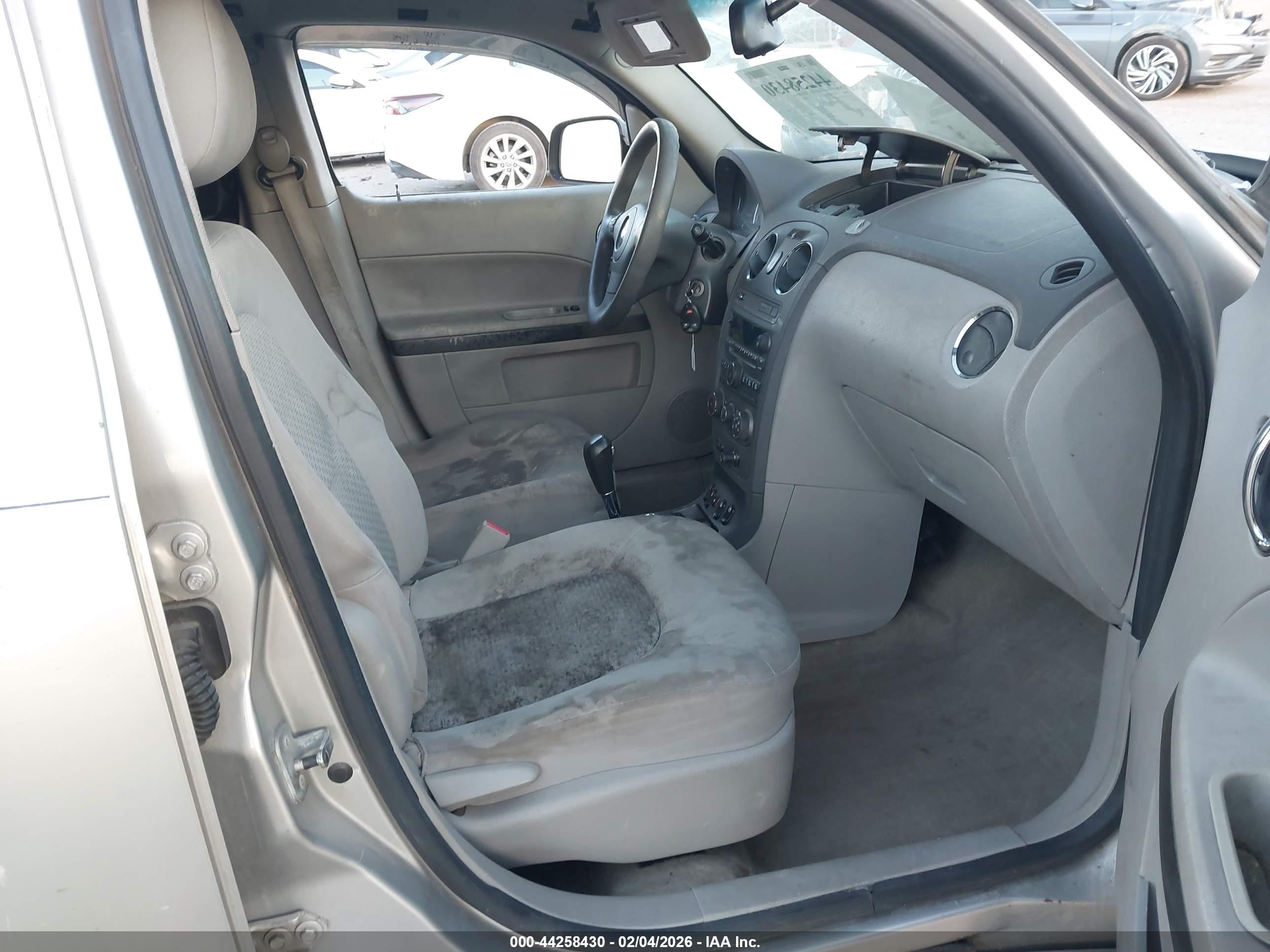 2008 Chevrolet Hhr Lt Silver vin: 3GNDA23D38S594099