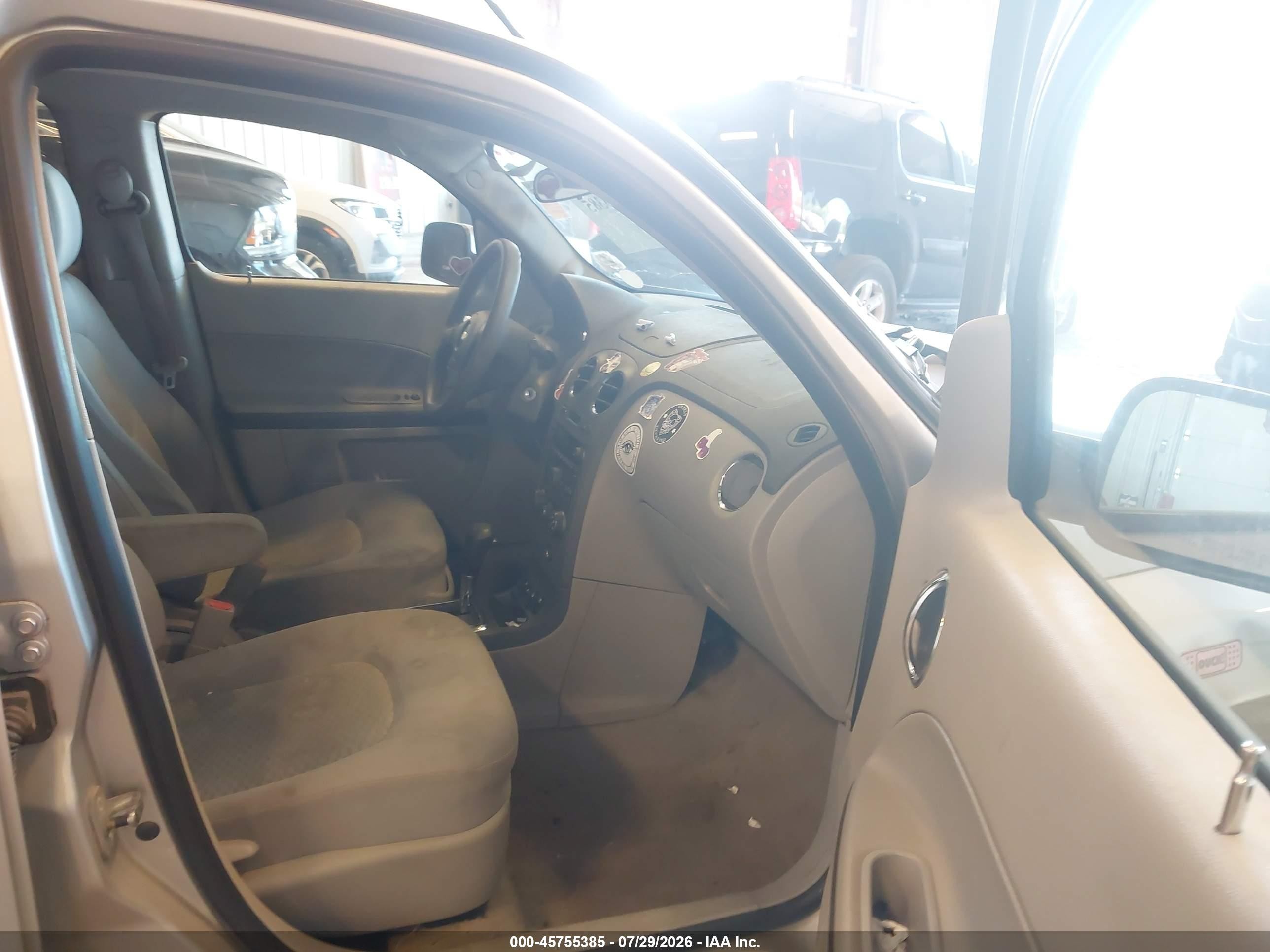 2006 Chevrolet Hhr Lt Silver vin: 3GNDA23D46S632422