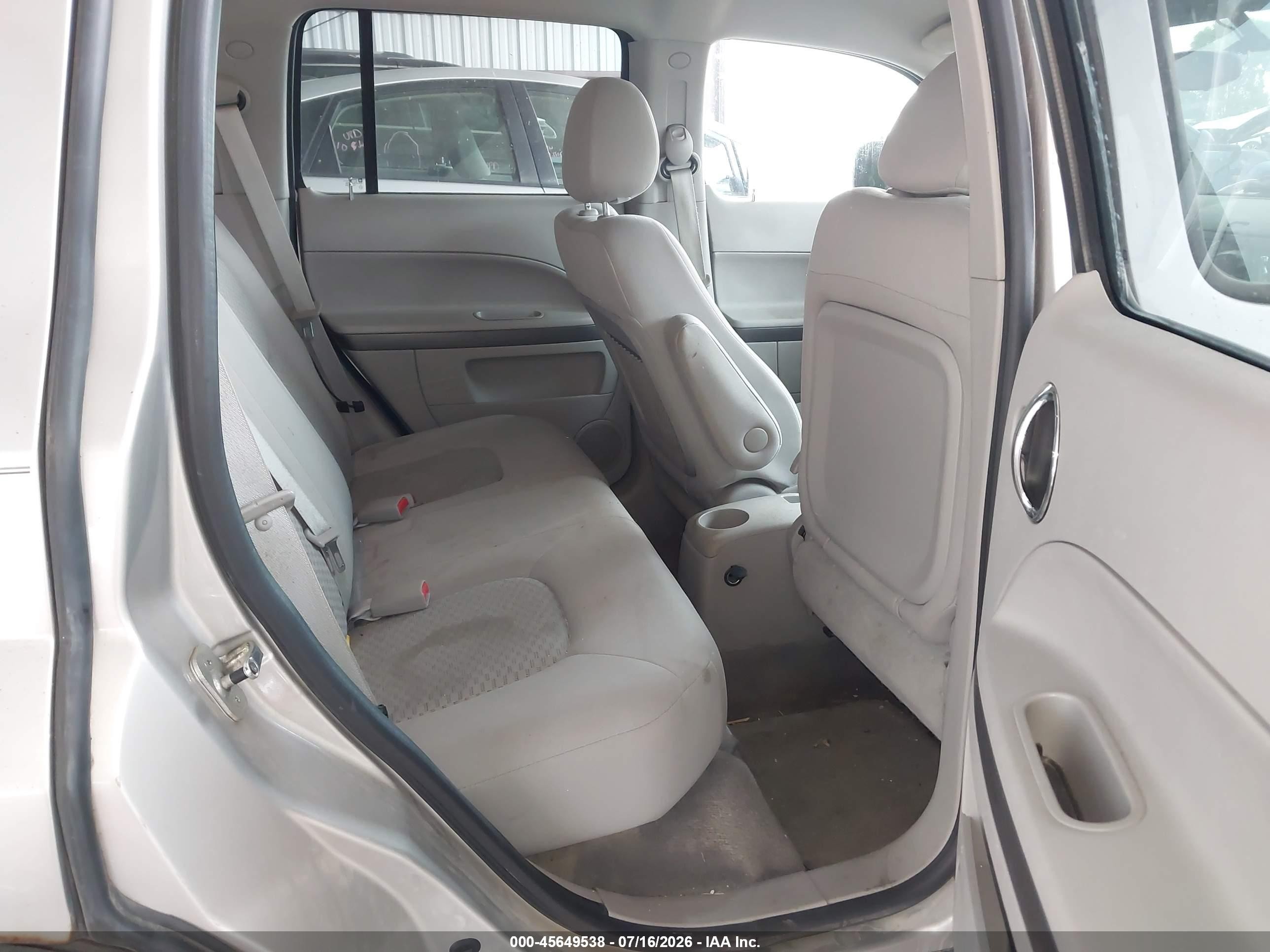 2008 Chevrolet Hhr Lt Silver vin: 3GNDA23D48S598274