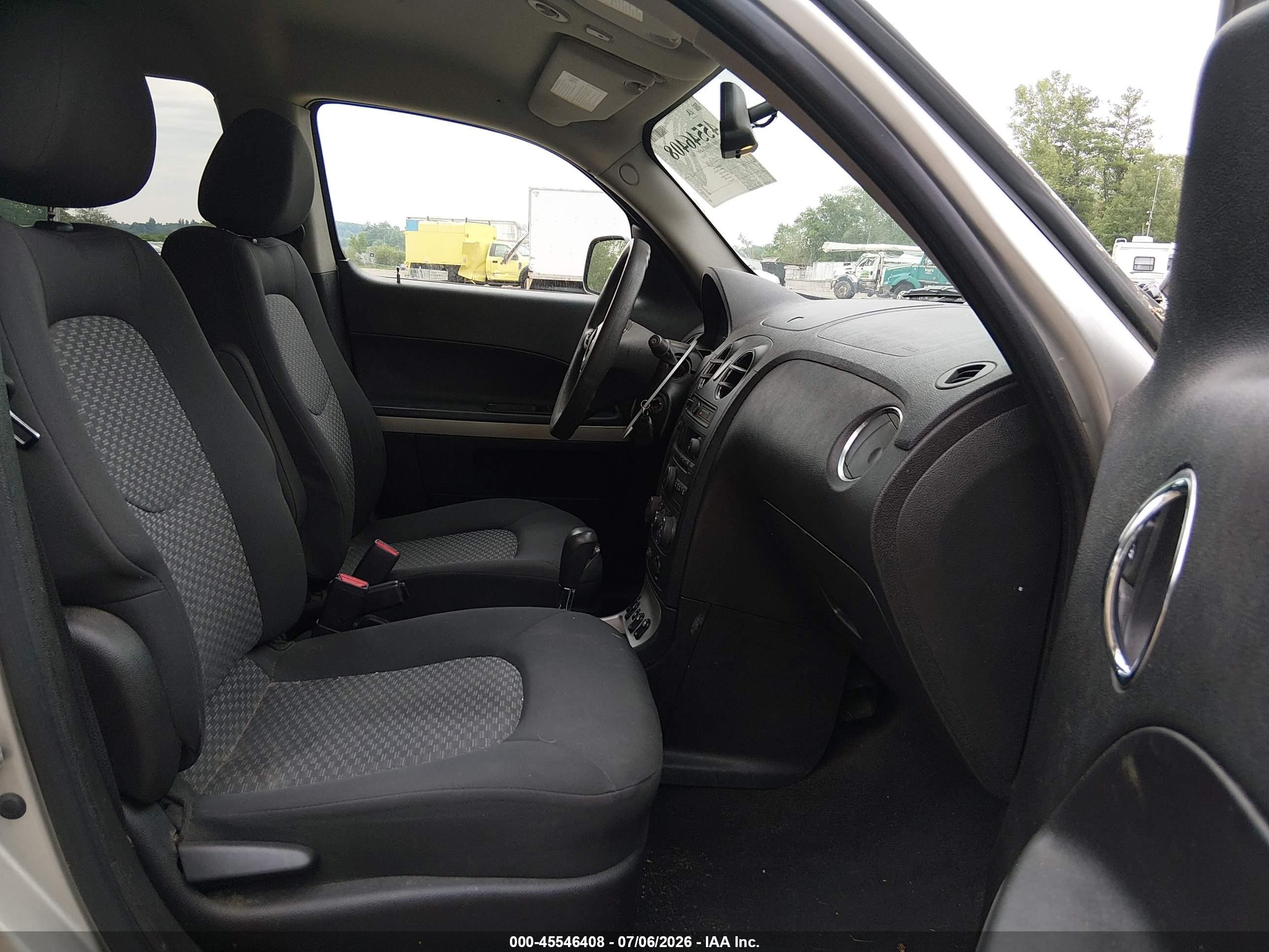 2008 Chevrolet Hhr Lt Silver vin: 3GNDA23P08S610365