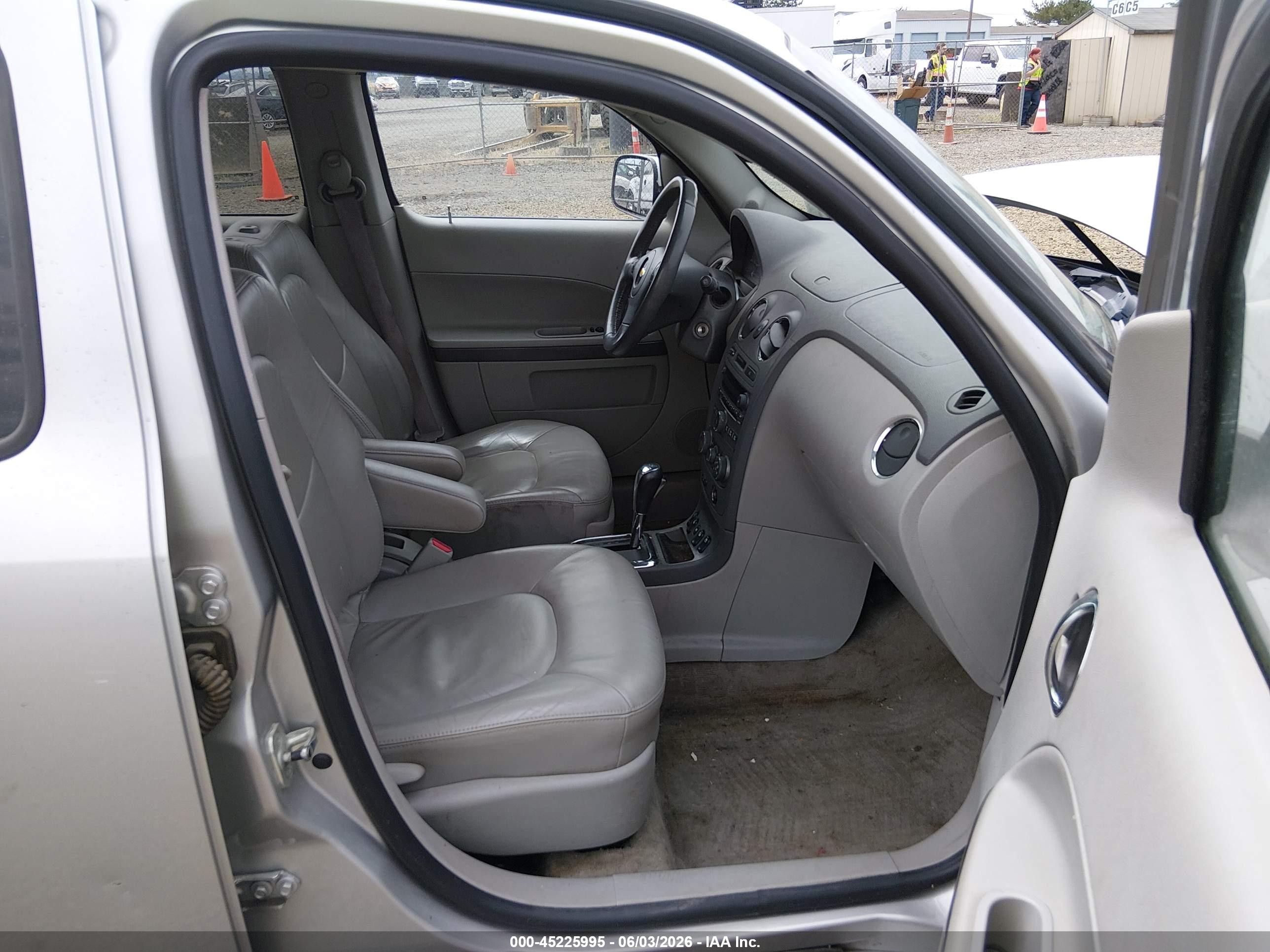 2006 Chevrolet Hhr Lt Silver vin: 3GNDA23P26S592500