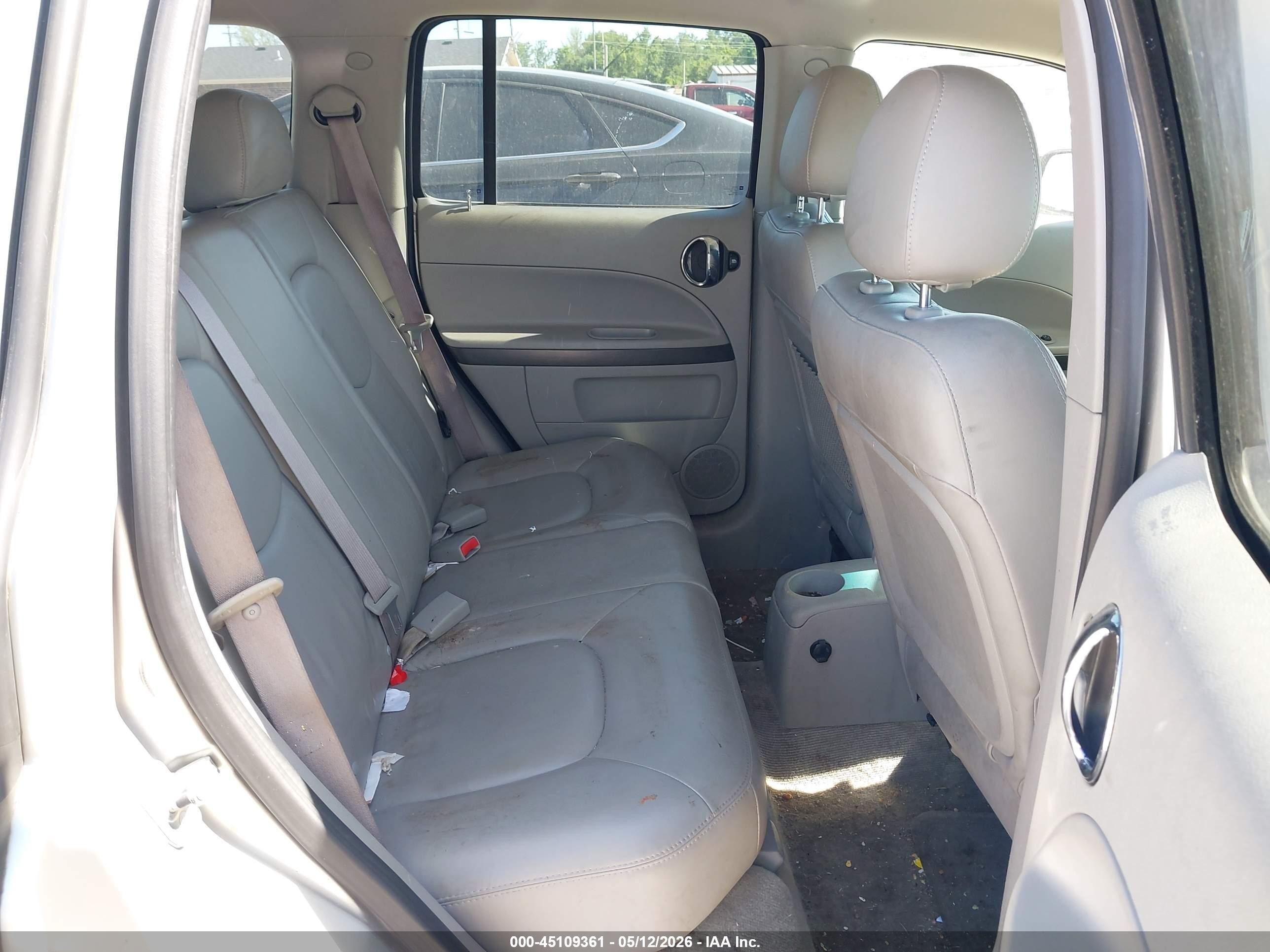 2006 Chevrolet Hhr Lt Silver vin: 3GNDA23P66S520747