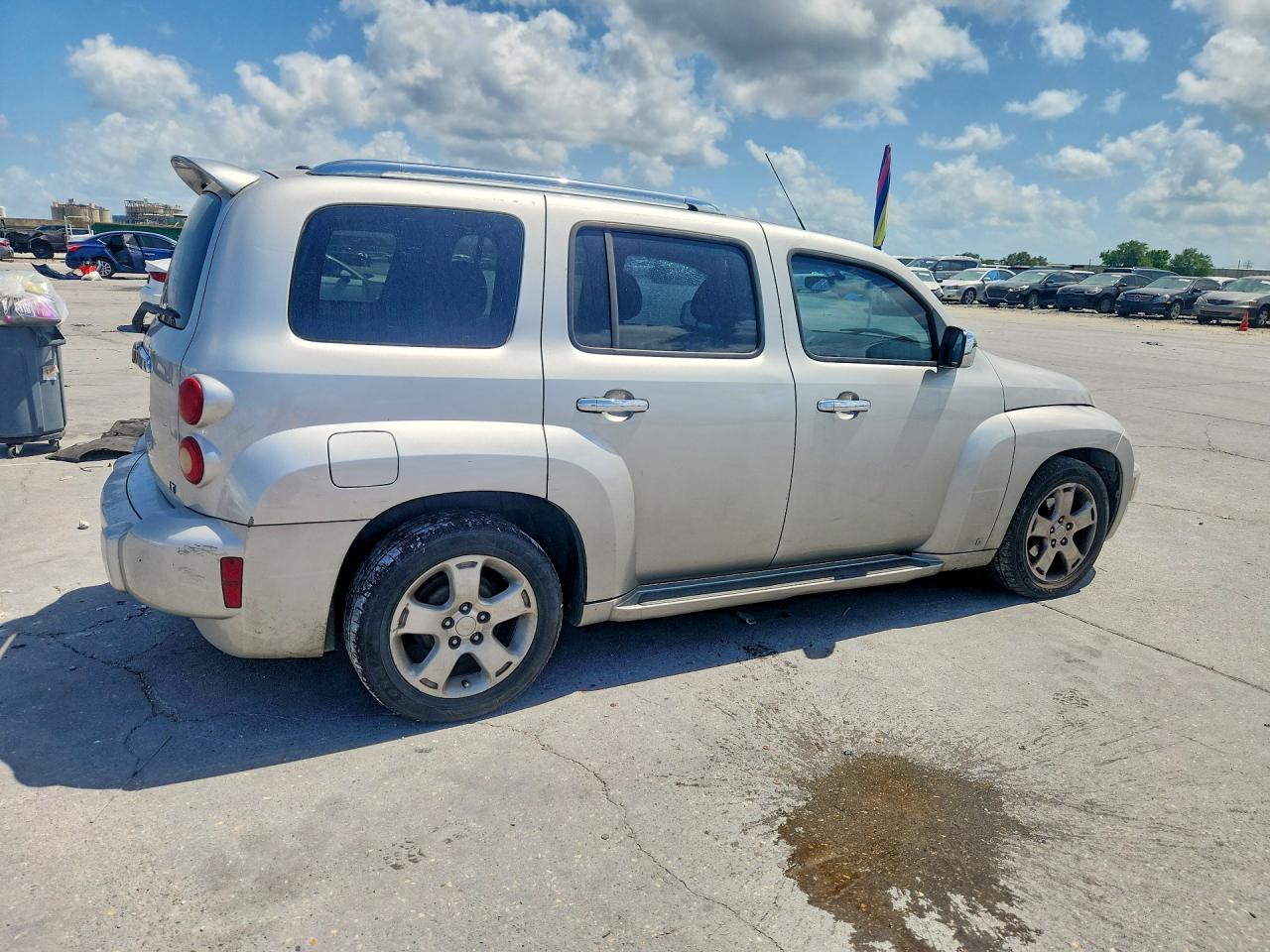 2007 Chevrolet Hhr Lt Silver vin: 3GNDA23P67S629811