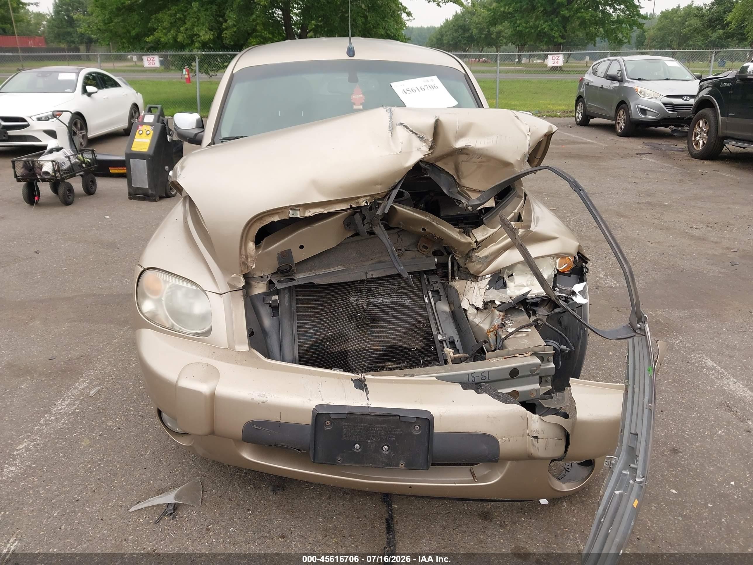 2007 Chevrolet Hhr Lt Beige vin: 3GNDA33P57S537305