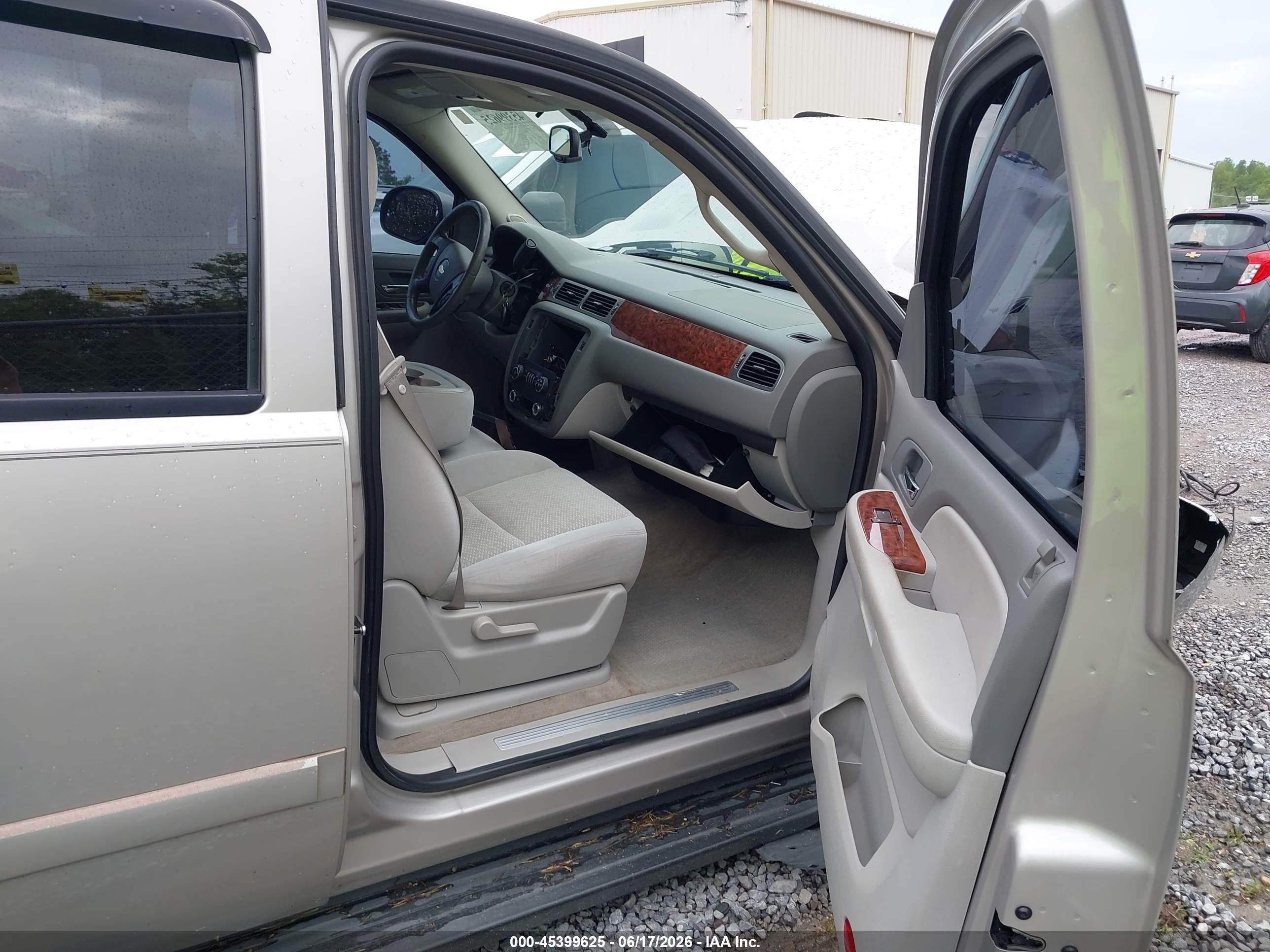 2007 Chevrolet Avalanche 1500 Lt Серый vin: 3GNEC12007G175040