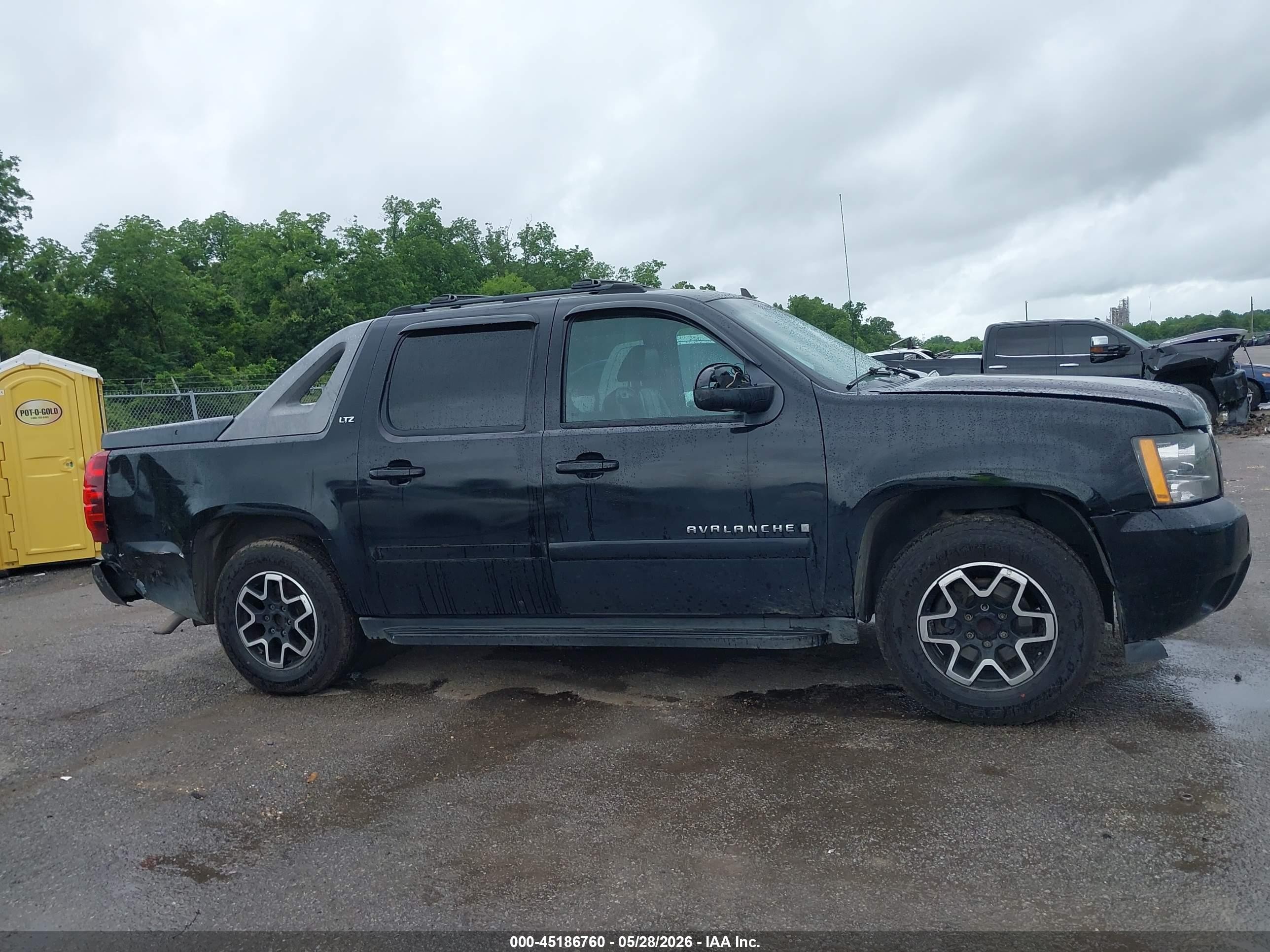 2007 Chevrolet Avalanche 1500 Ltz Черный vin: 3GNEC12007G186670