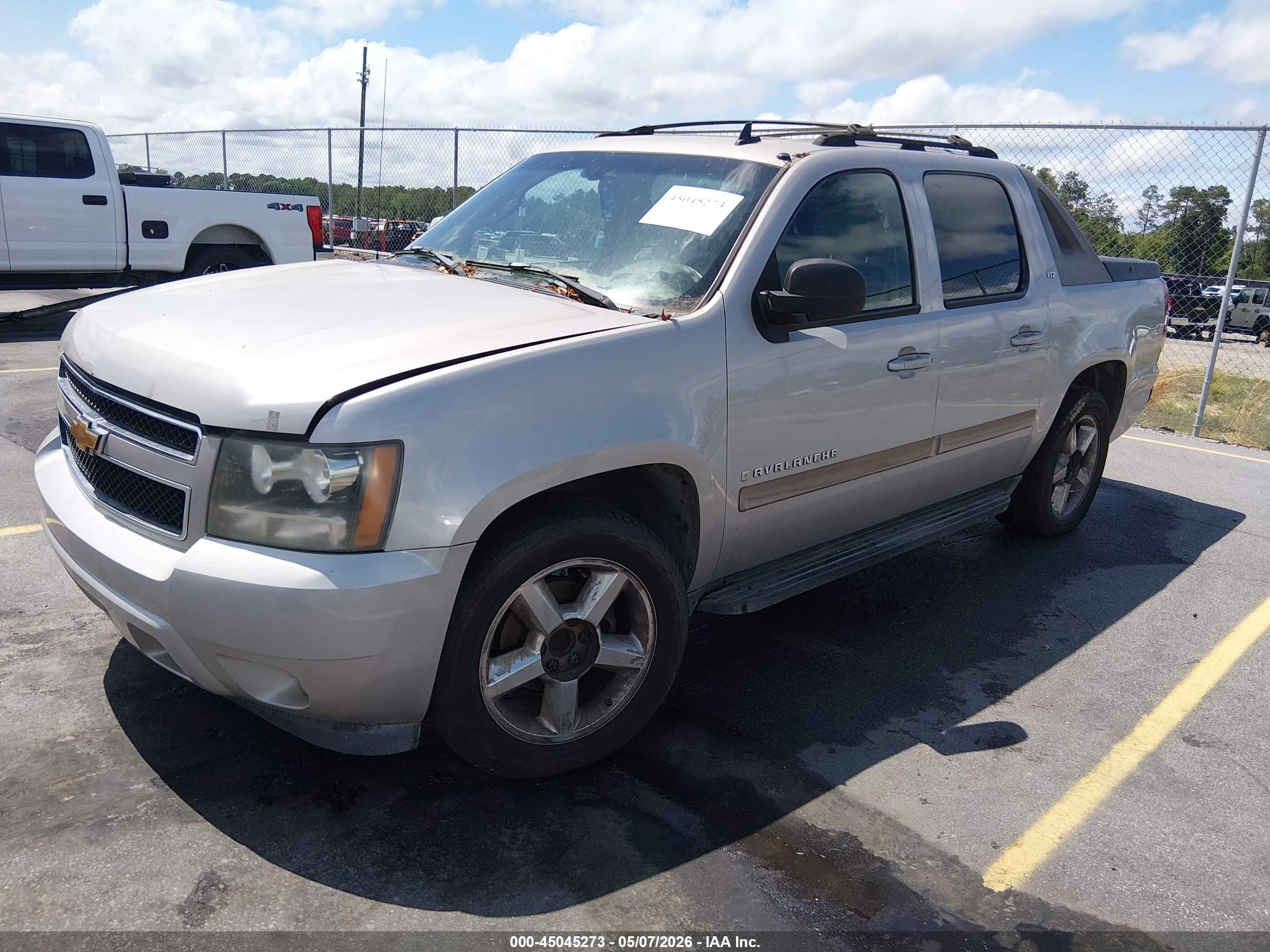 2007 Chevrolet Avalanche 1500 Ltz Beige vin: 3GNEC12017G127210