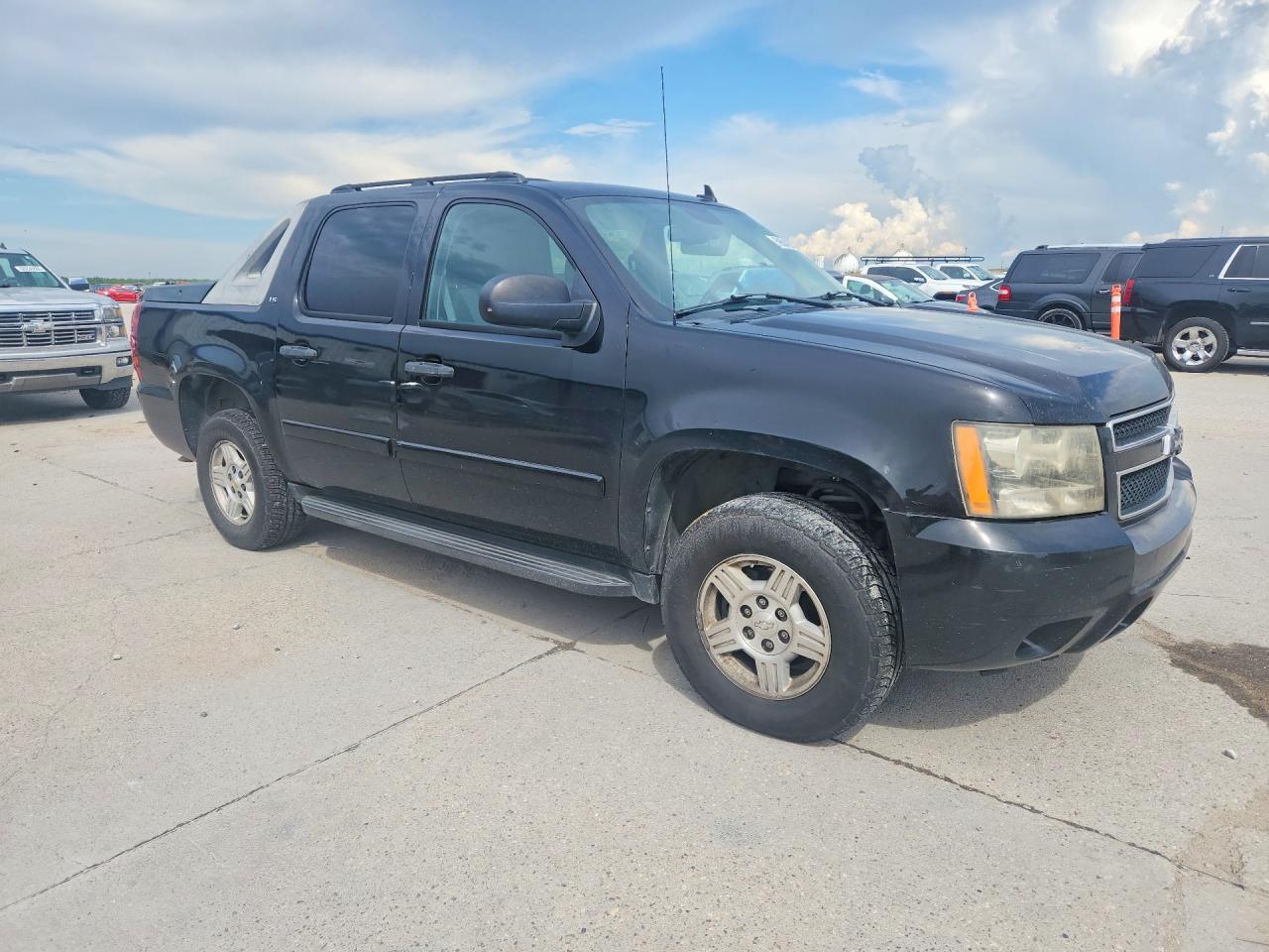 2007 Chevrolet Avalanche C1500 Черный vin: 3GNEC12017G312860