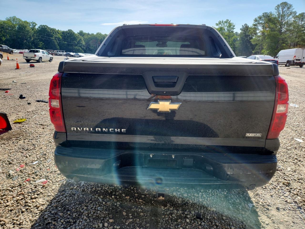 2008 Chevrolet Avalanche C1500 Black vin: 3GNEC12028G108389
