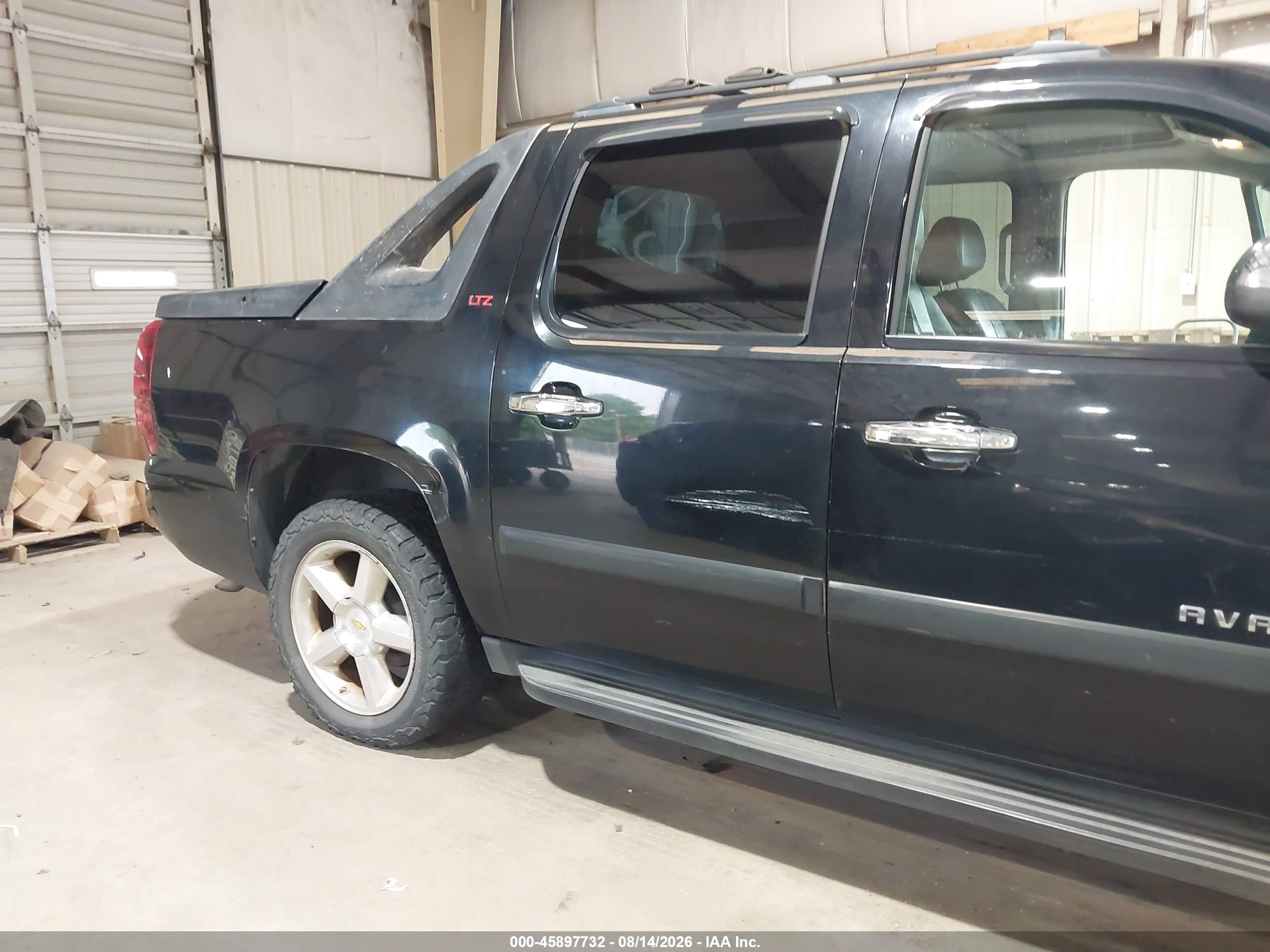 2007 Chevrolet Avalanche 1500 Ltz Black vin: 3GNEC12037G315582