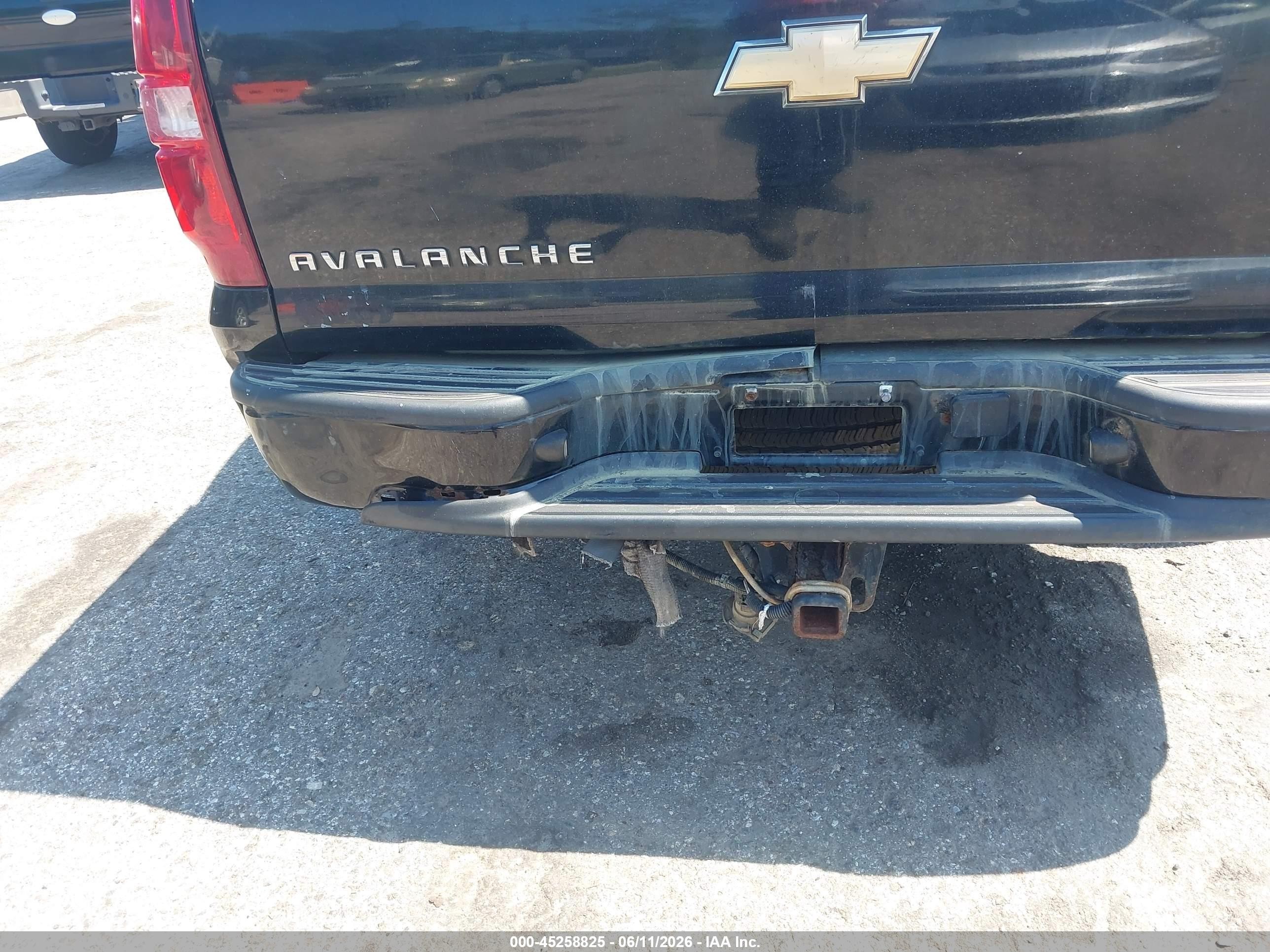 2007 Chevrolet Avalanche 1500 Ls Black vin: 3GNEC12047G196716