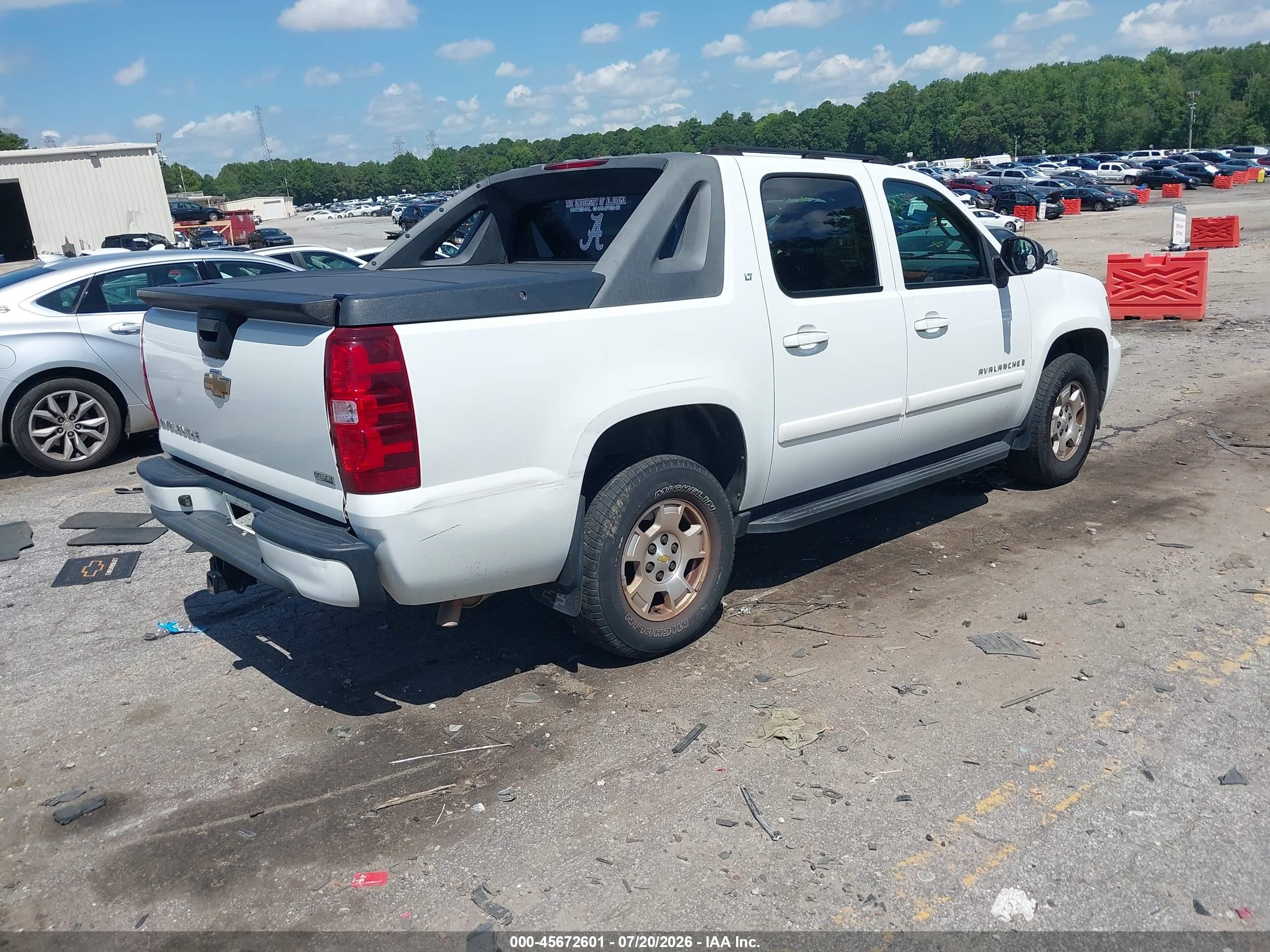 2007 Chevrolet Avalanche 1500 Lt White vin: 3GNEC12057G212566