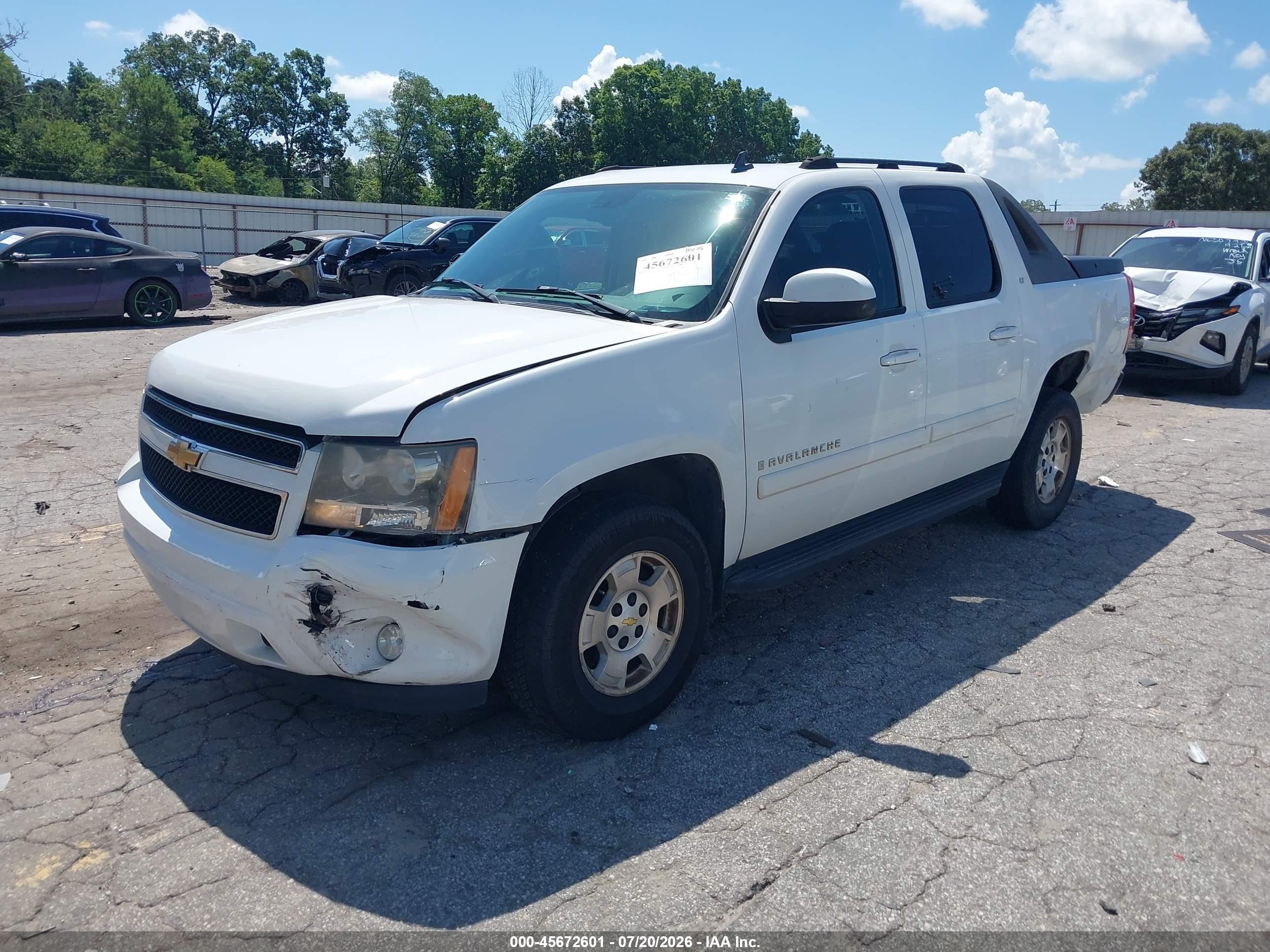 2007 Chevrolet Avalanche 1500 Lt White vin: 3GNEC12057G212566