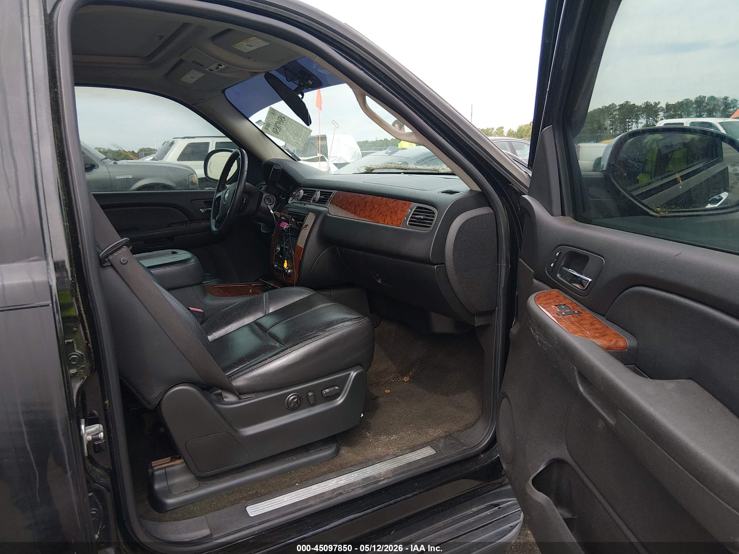 2007 Chevrolet Avalanche 1500 Ltz Black vin: 3GNEC12067G307816