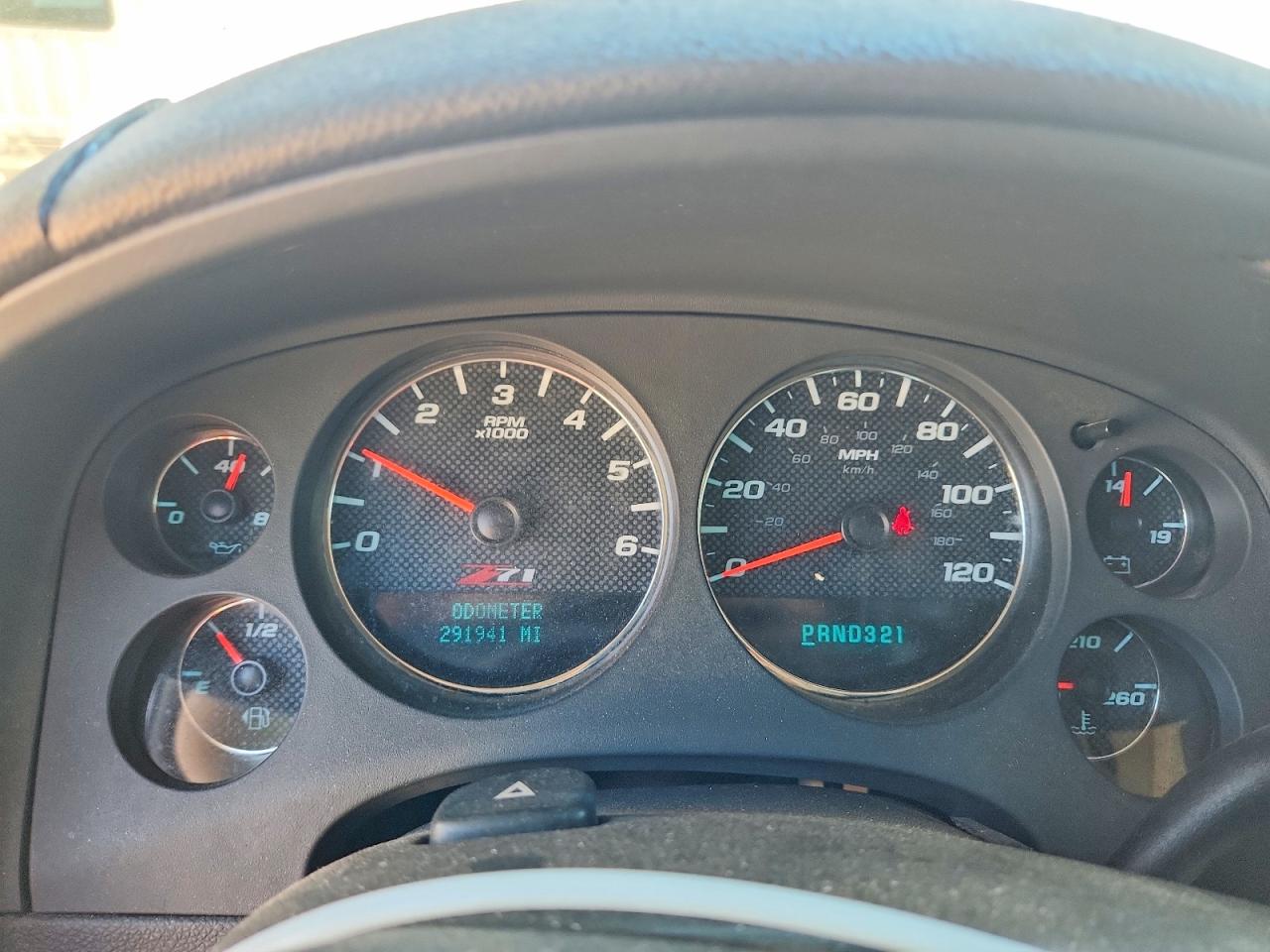 2008 Chevrolet Avalanche C1500 White vin: 3GNEC12078G294916