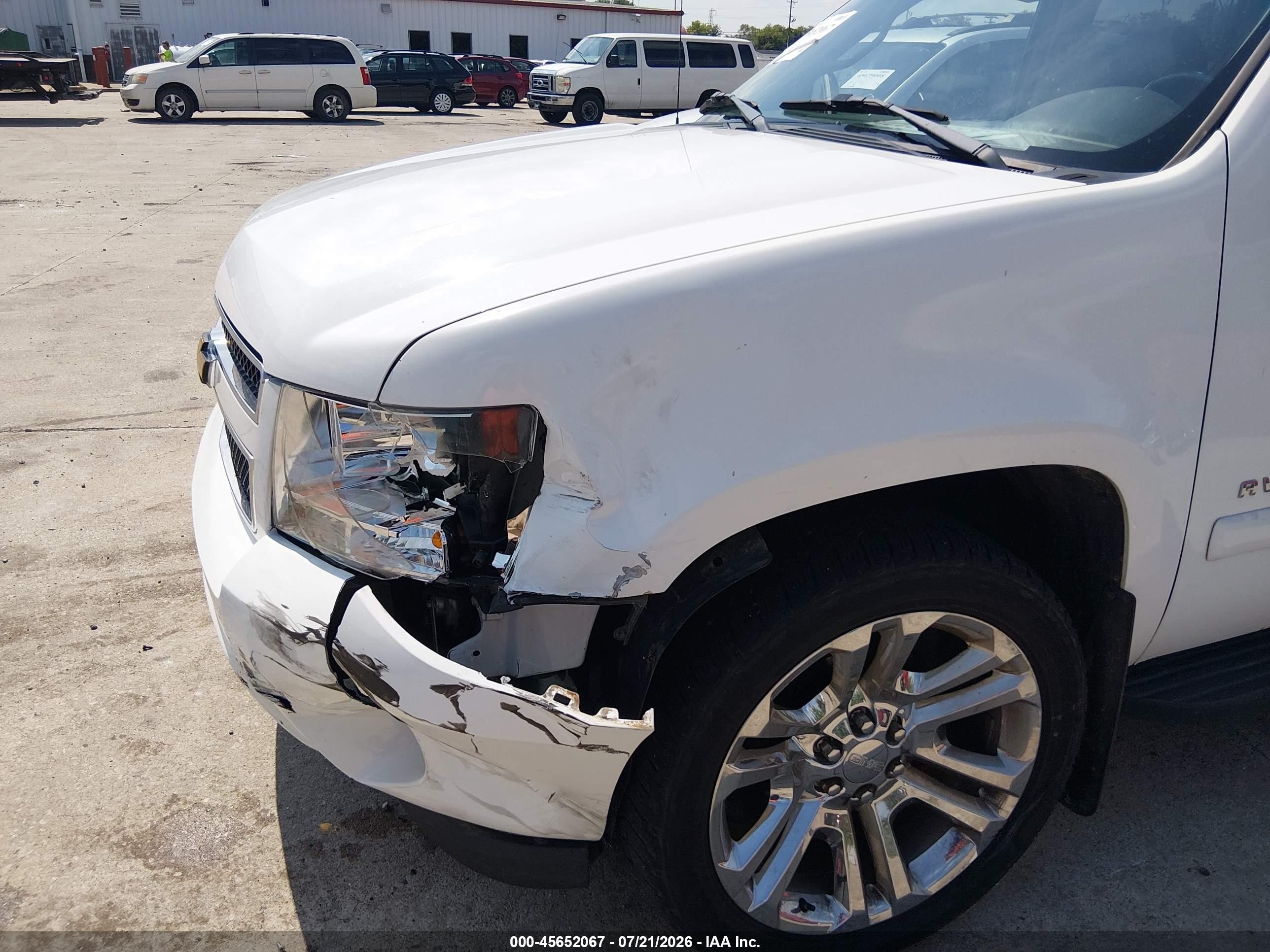 2007 Chevrolet Avalanche 1500 Ls White vin: 3GNEC12087G304576