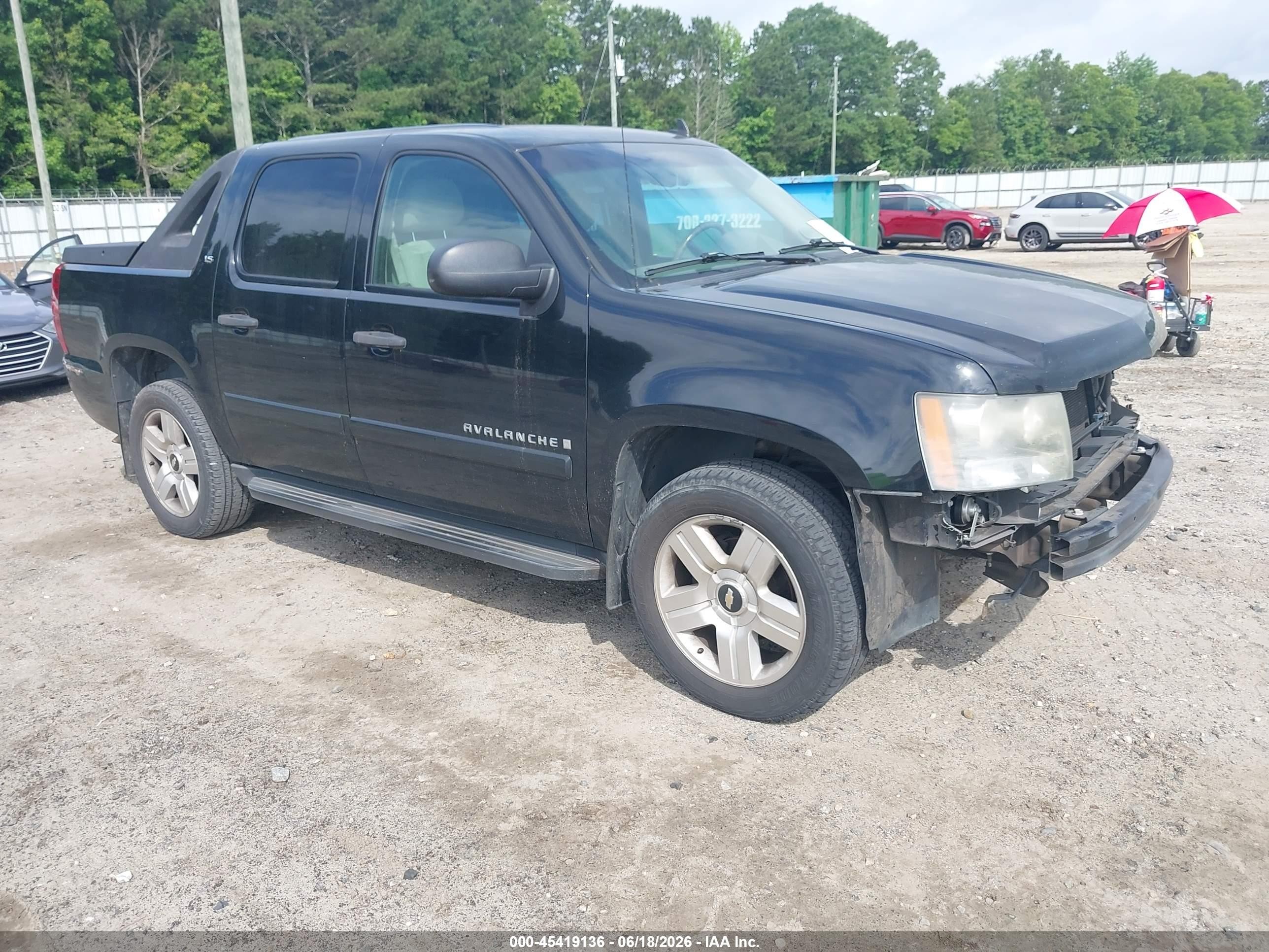 2008 Chevrolet Avalanche 1500 Ls Black vin: 3GNEC12088G306992