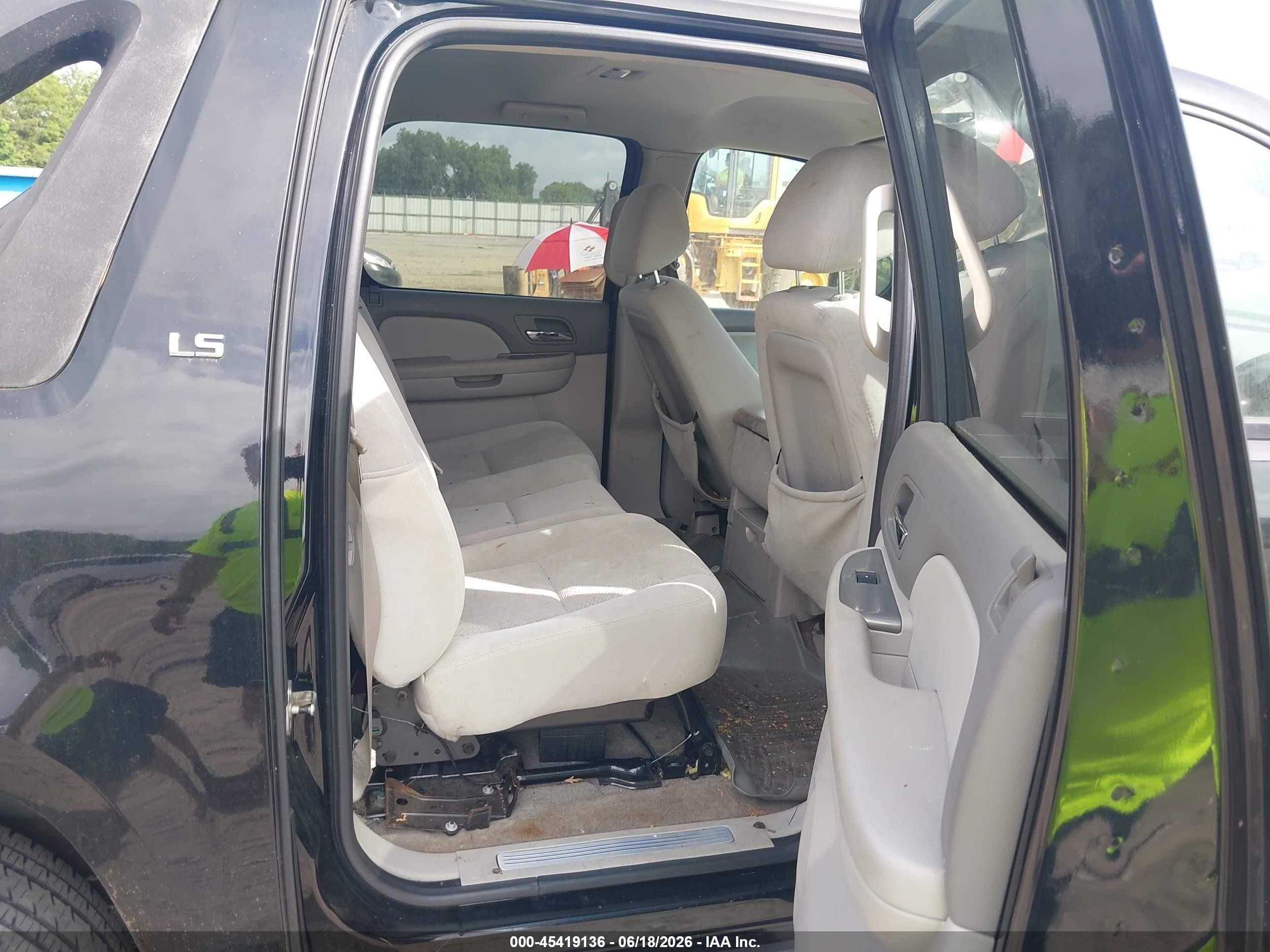 2008 Chevrolet Avalanche 1500 Ls Черный vin: 3GNEC12088G306992