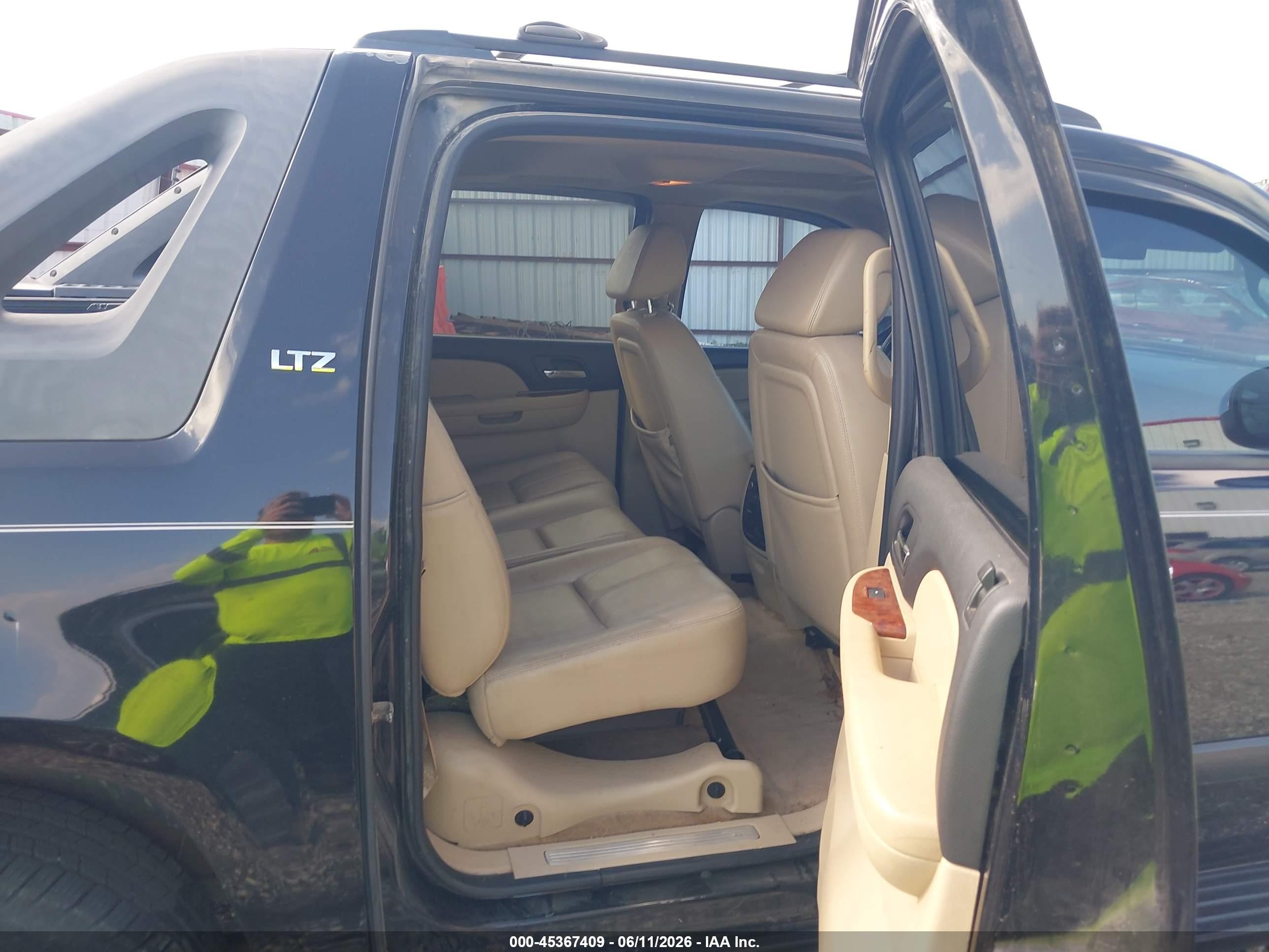 2008 Chevrolet Avalanche 1500 Ltz Black vin: 3GNEC12098G166368