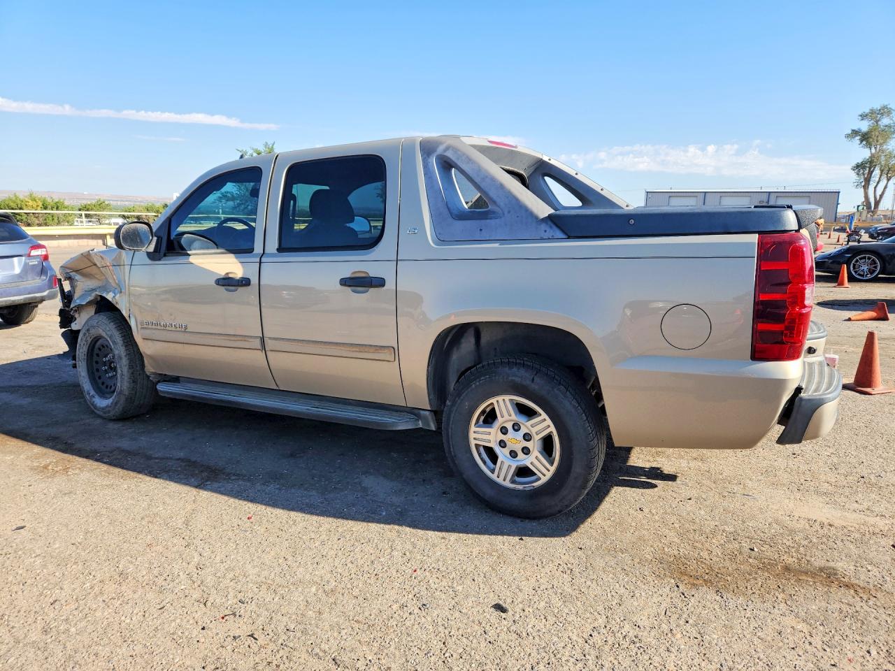 2007 Chevrolet Avalanche C1500 Tan vin: 3GNEC12J07G317749