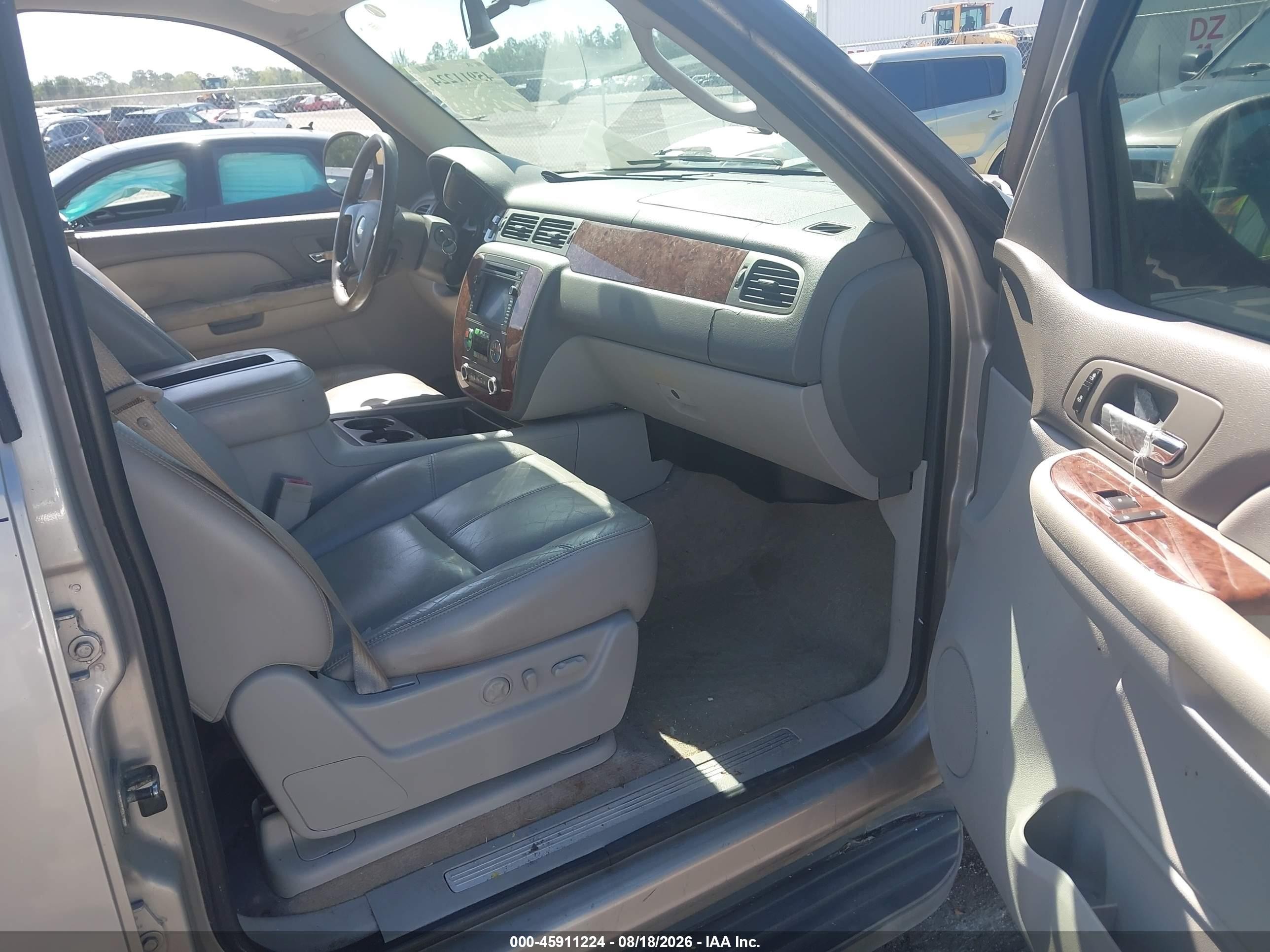 2007 Chevrolet Avalanche 1500 Lt Gold vin: 3GNEC12J27G185349