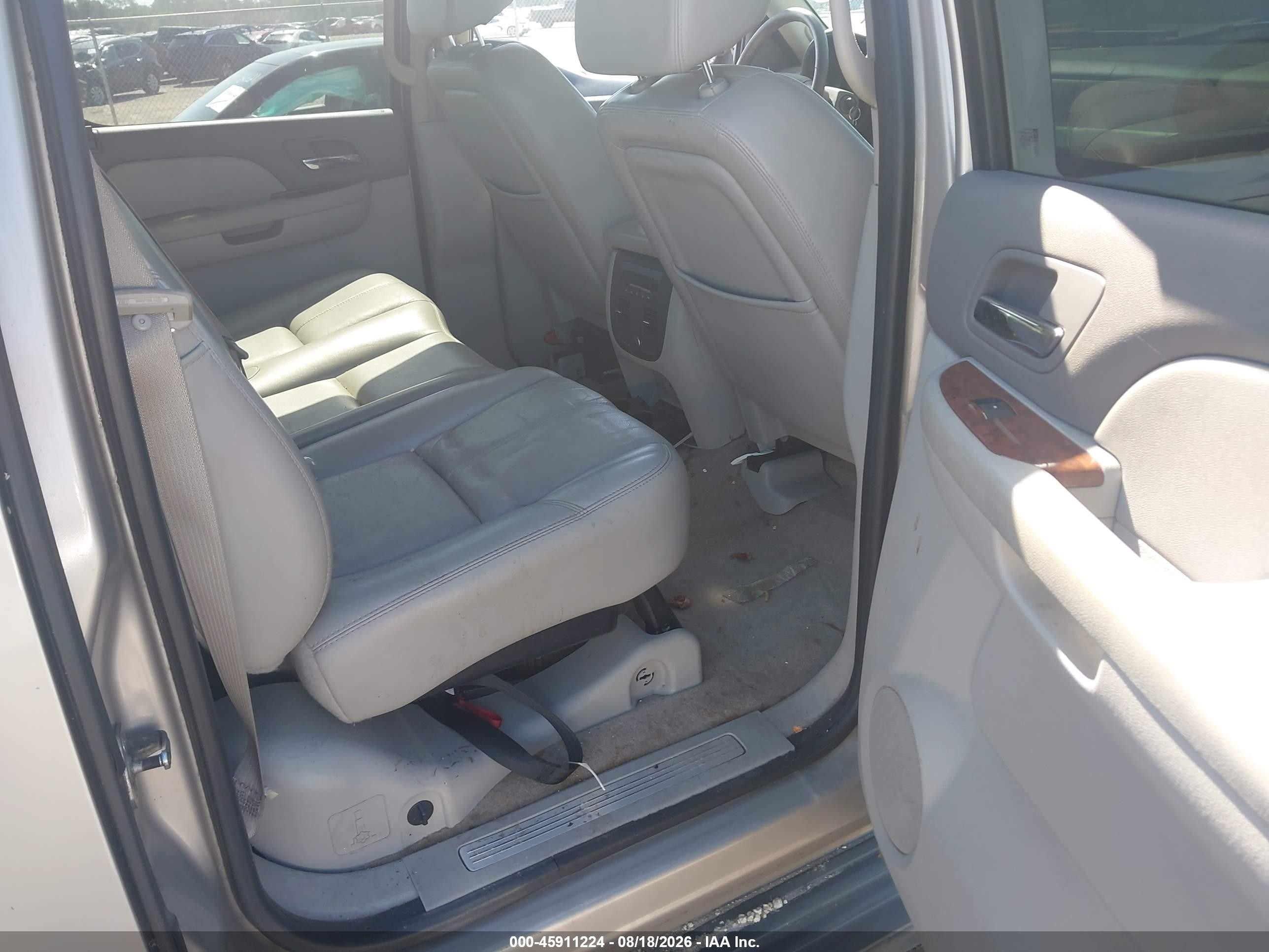 2007 Chevrolet Avalanche 1500 Lt Gold vin: 3GNEC12J27G185349