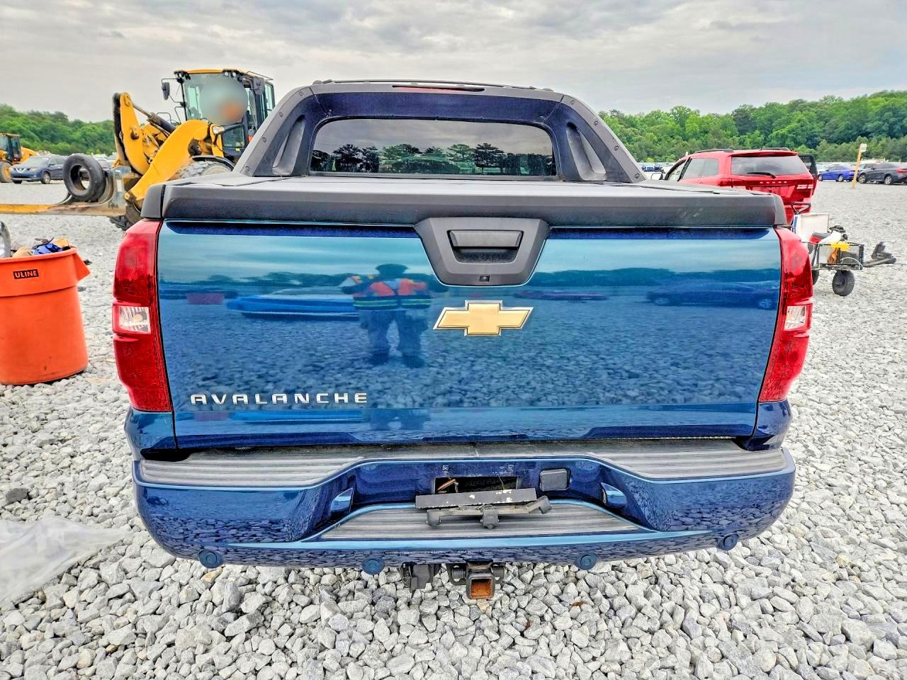2007 Chevrolet Avalanche C1500 Turquoise vin: 3GNEC12J27G229608