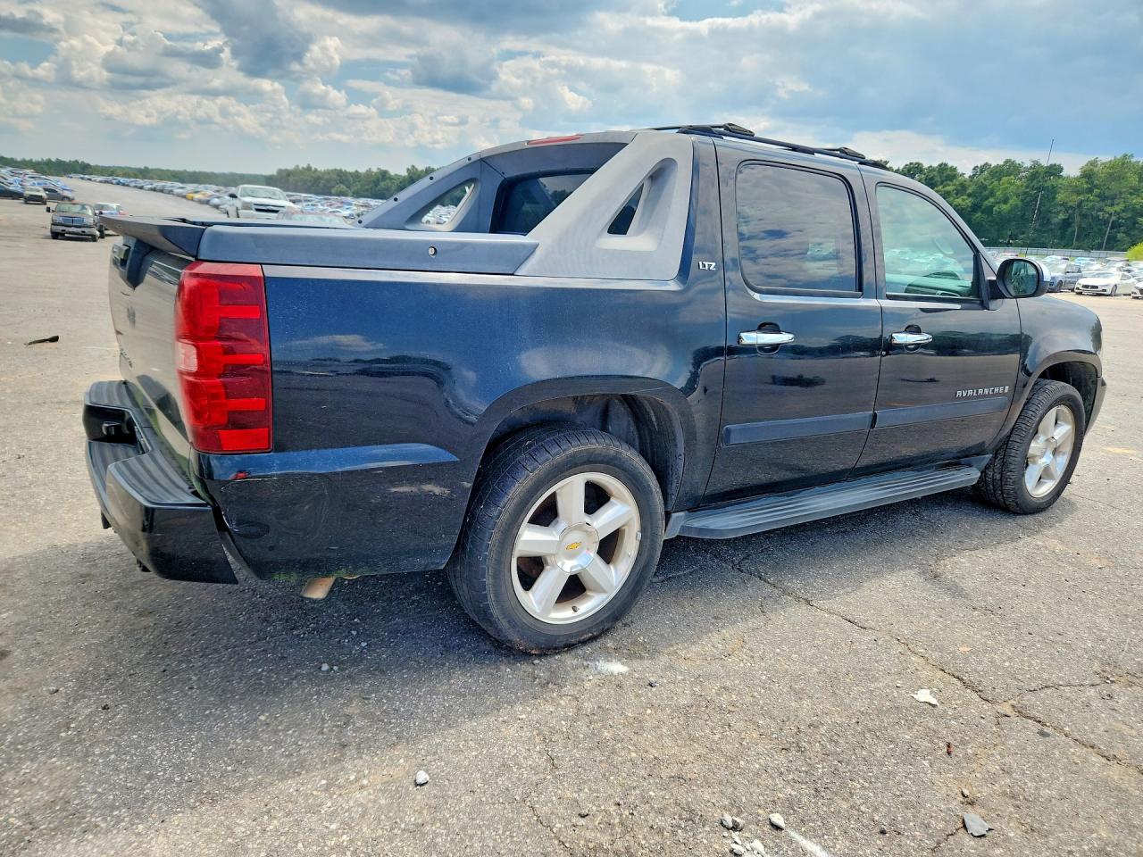 2007 Chevrolet Avalanche Black vin: 3GNEC12J37G121112