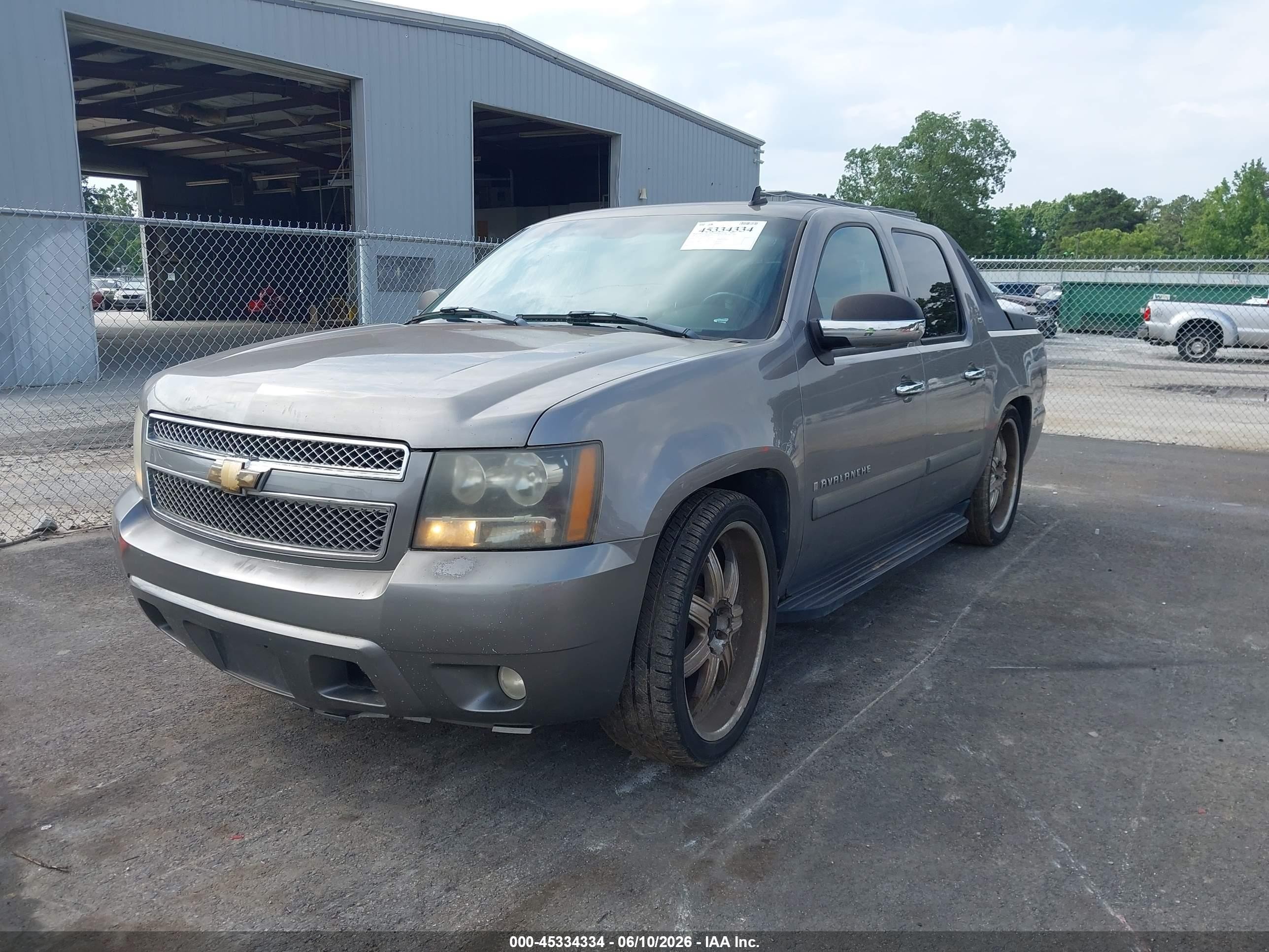 2007 Chevrolet Avalanche 1500 Ls Gray vin: 3GNEC12J47G318841