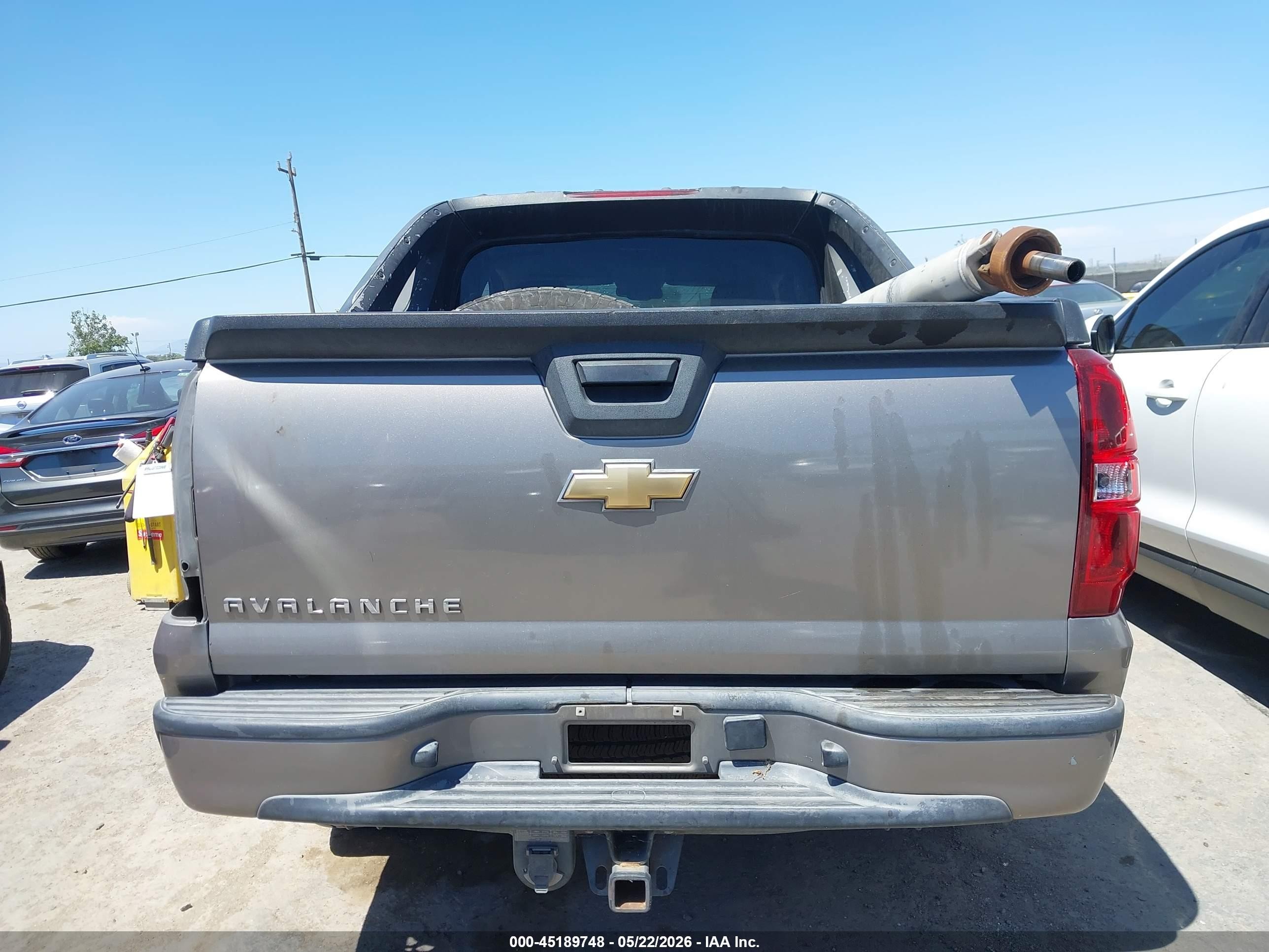 2007 Chevrolet Avalanche 1500 Ls Gray vin: 3GNEC12J87G191320