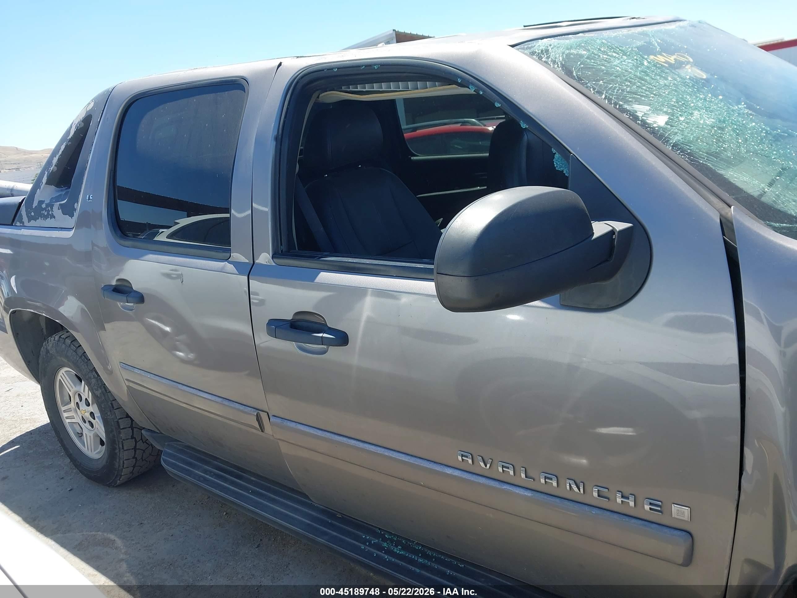 2007 Chevrolet Avalanche 1500 Ls Gray vin: 3GNEC12J87G191320