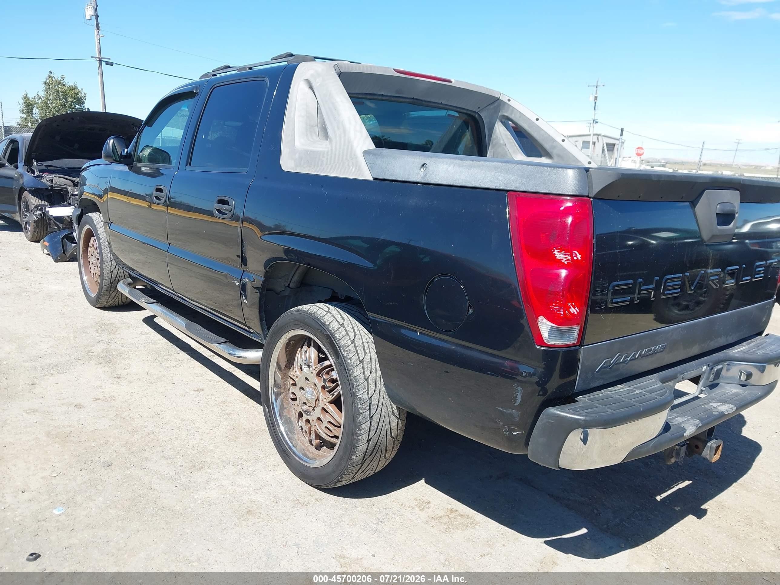 2004 Chevrolet Avalanche 1500   Черный vin: 3GNEC12T04G332183