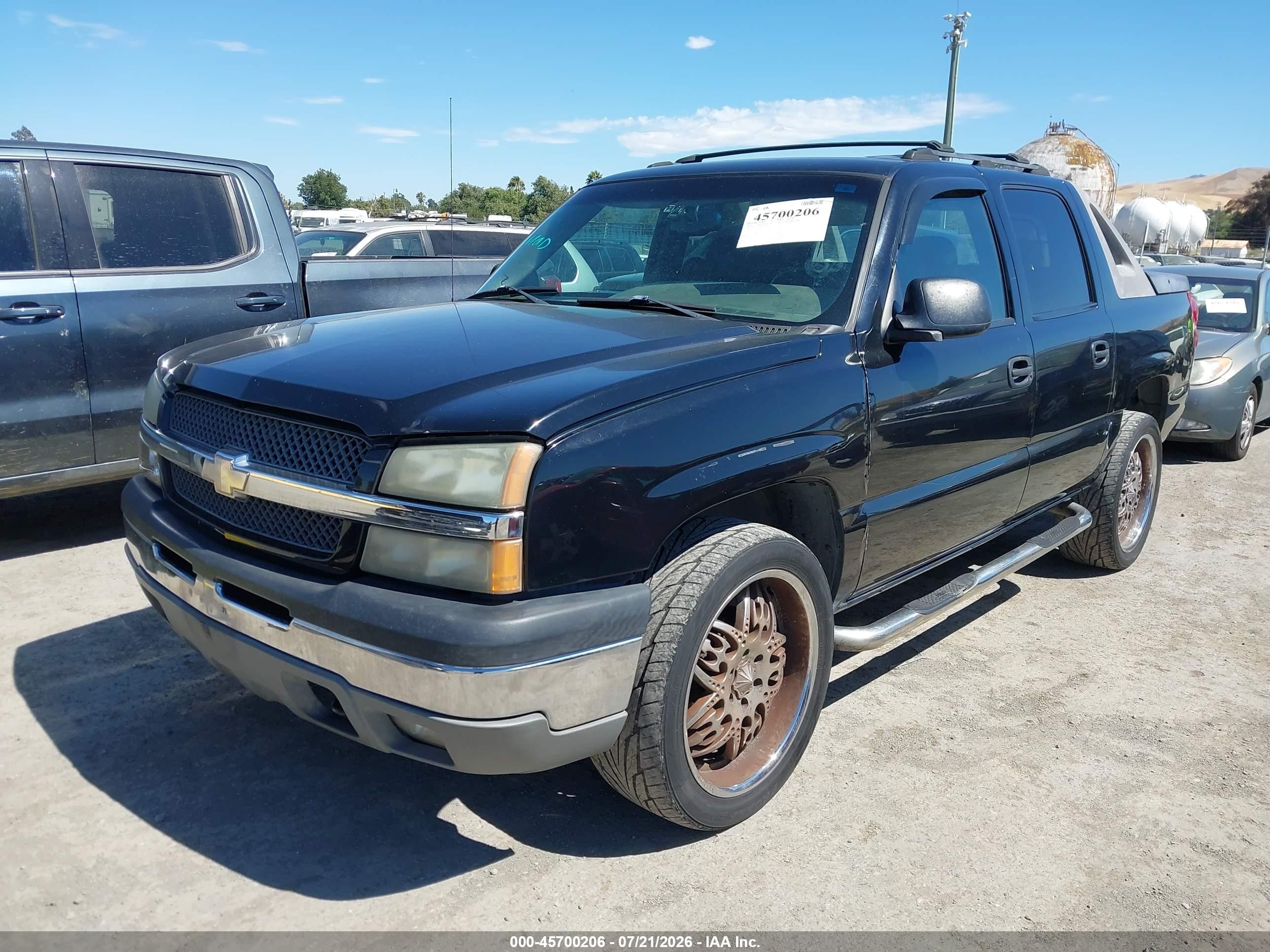 2004 Chevrolet Avalanche 1500   Черный vin: 3GNEC12T04G332183