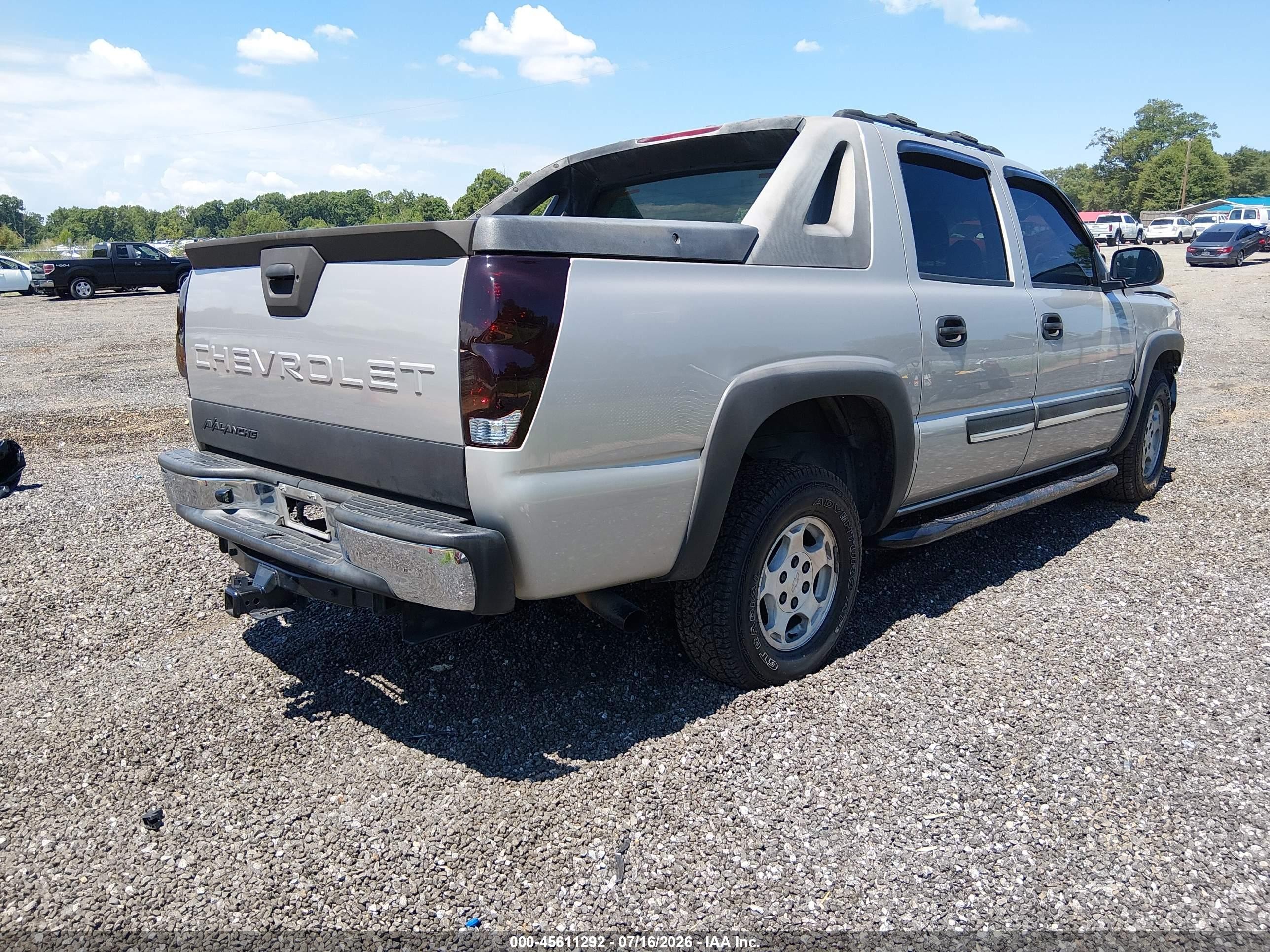 2004 Chevrolet Avalanche 1500   Champagne vin: 3GNEC12T04G343202