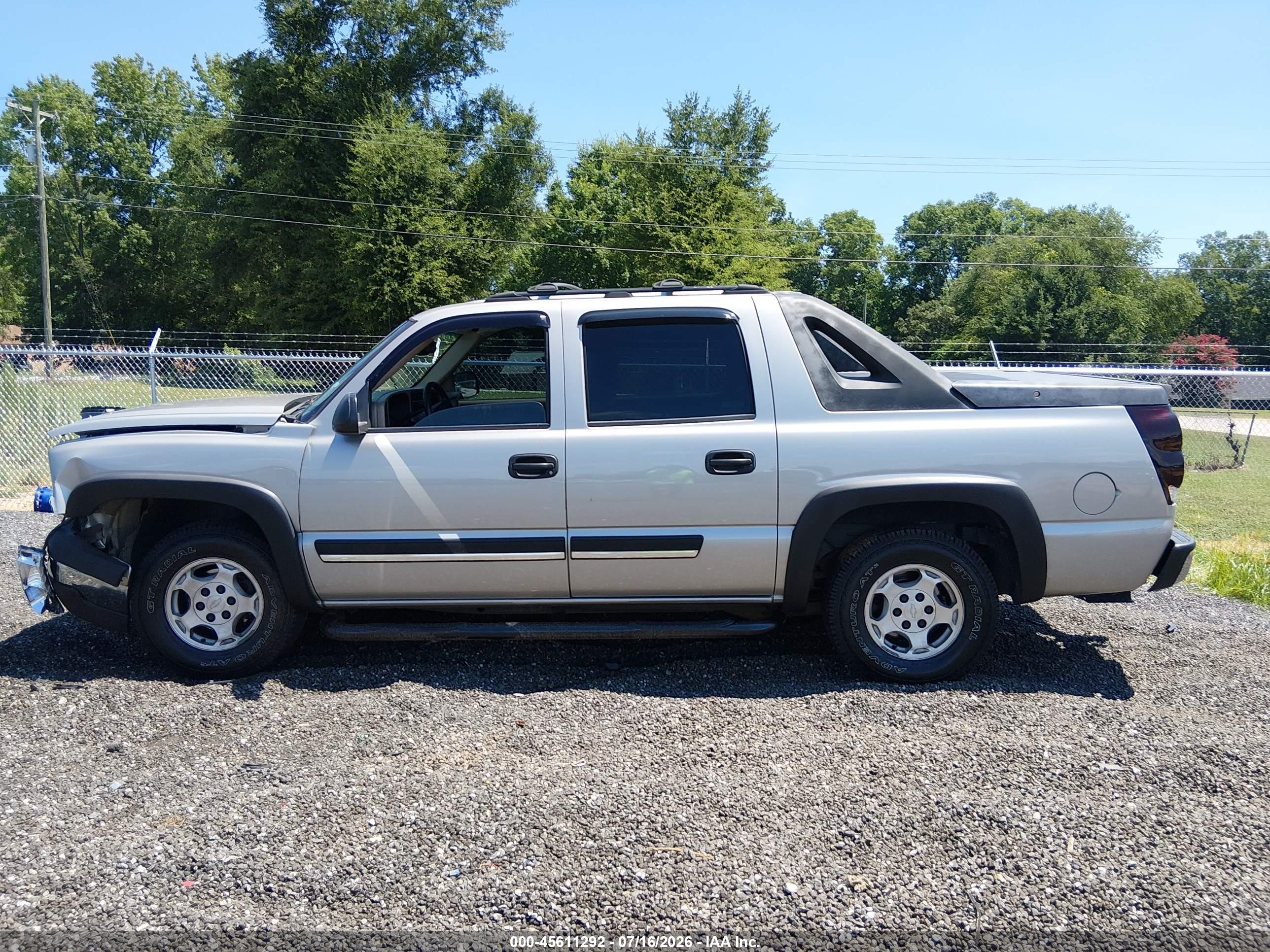 2004 Chevrolet Avalanche 1500   Champagne vin: 3GNEC12T04G343202