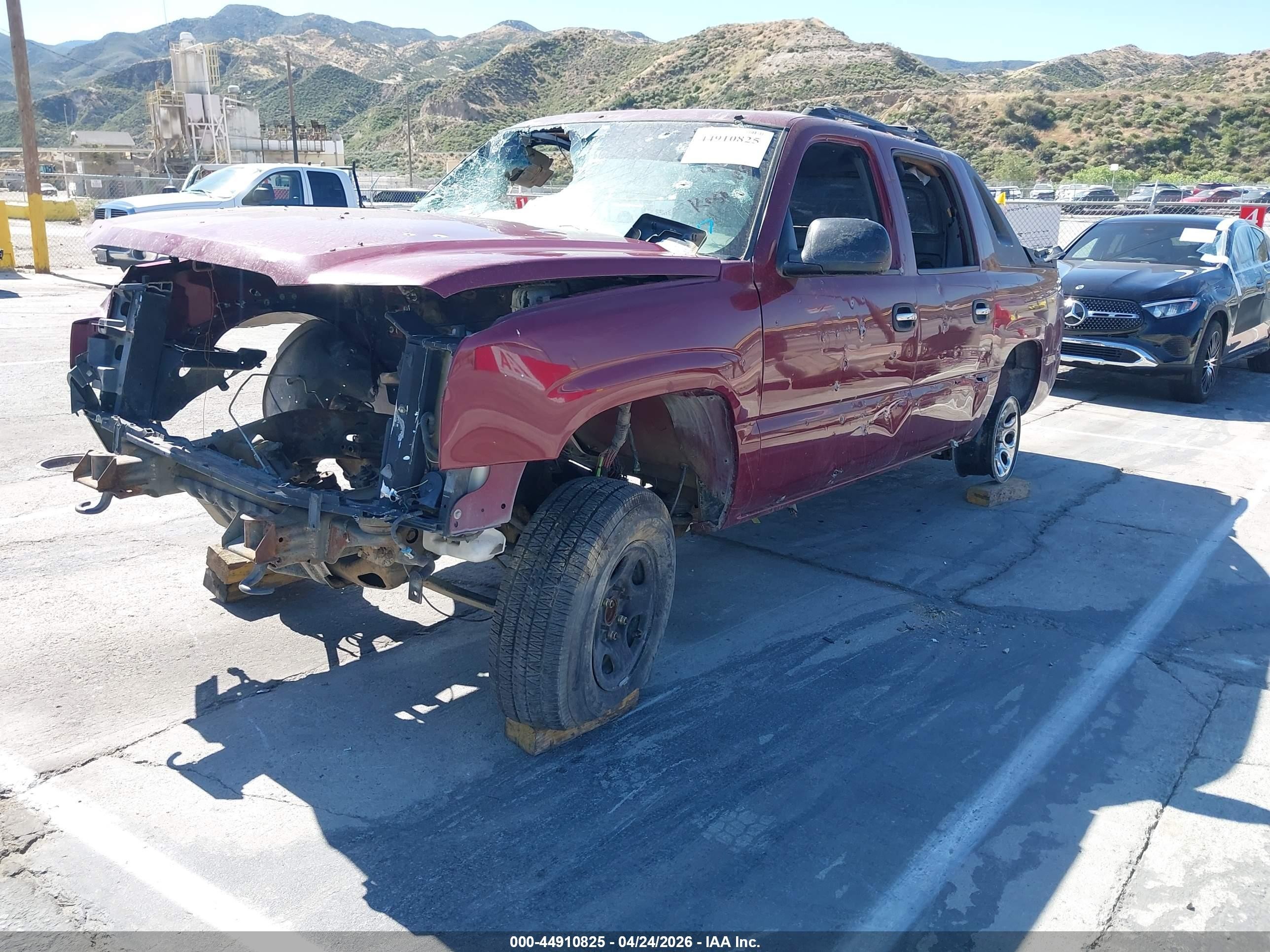 2004 Chevrolet Avalanche 1500   Burgundy vin: 3GNEC12T14G155174