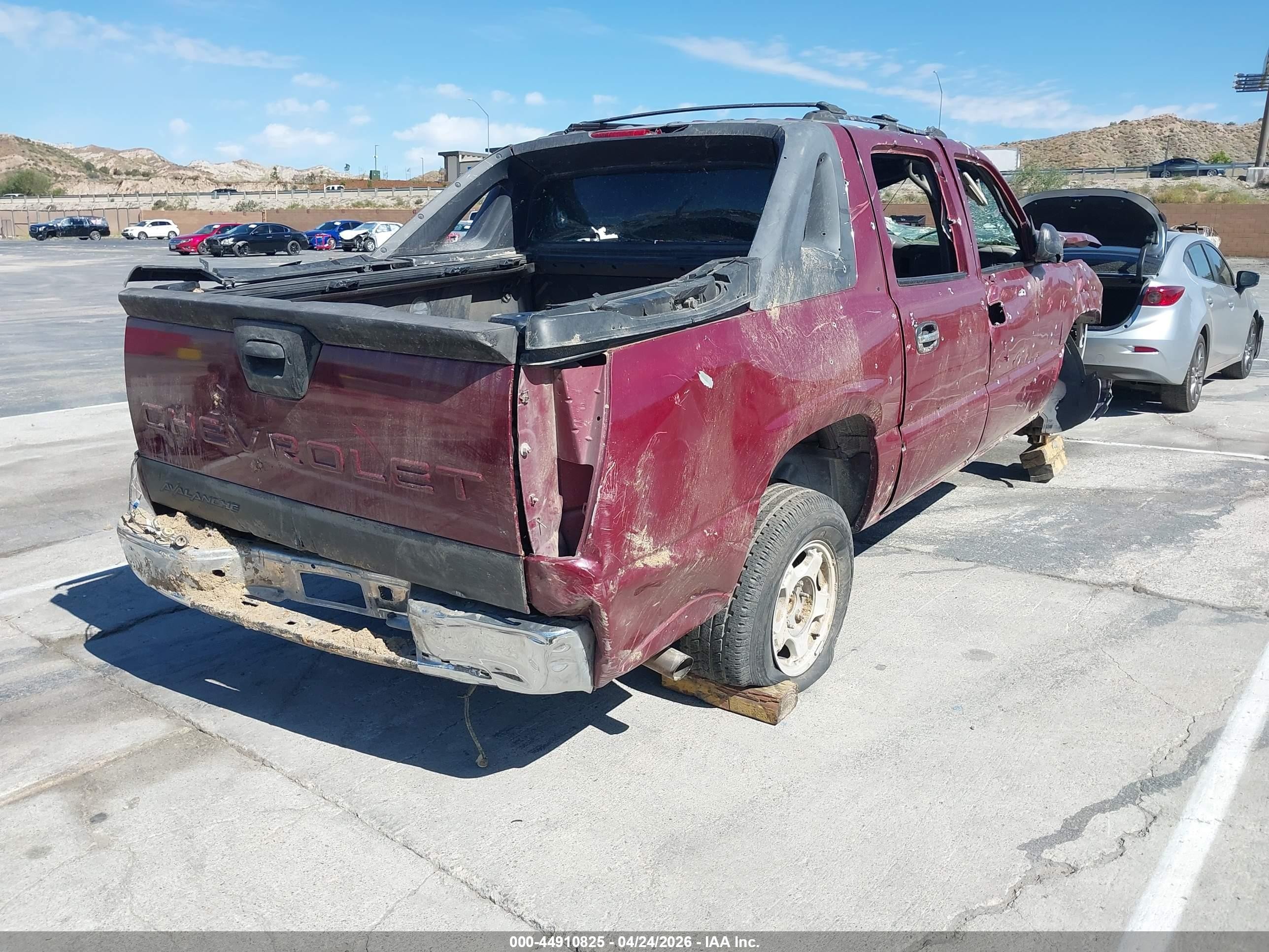 2004 Chevrolet Avalanche 1500   Burgundy vin: 3GNEC12T14G155174