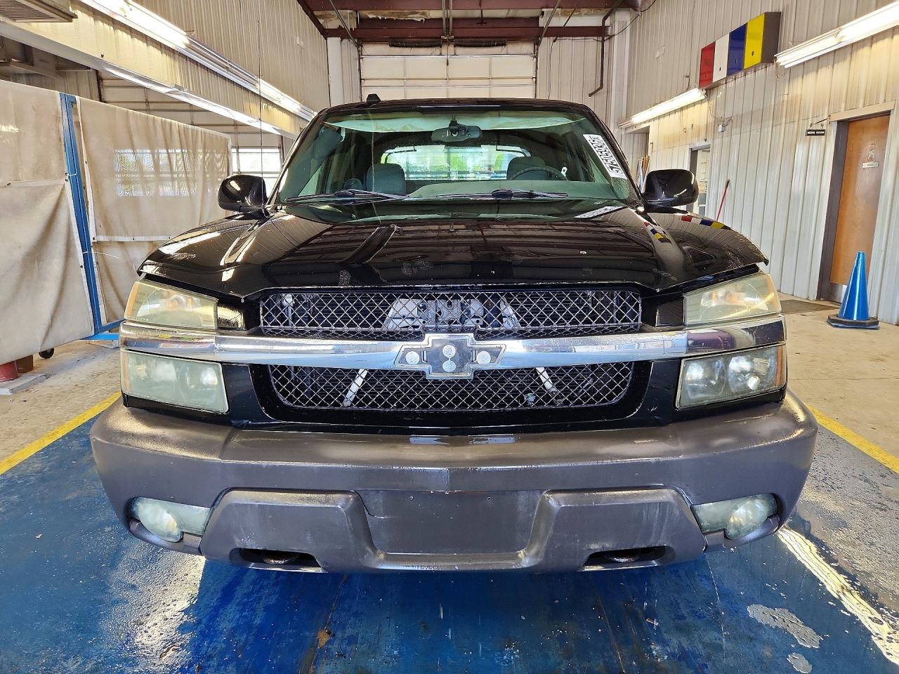 2004 Chevrolet Avalanche C1500 Black vin: 3GNEC12T14G215454